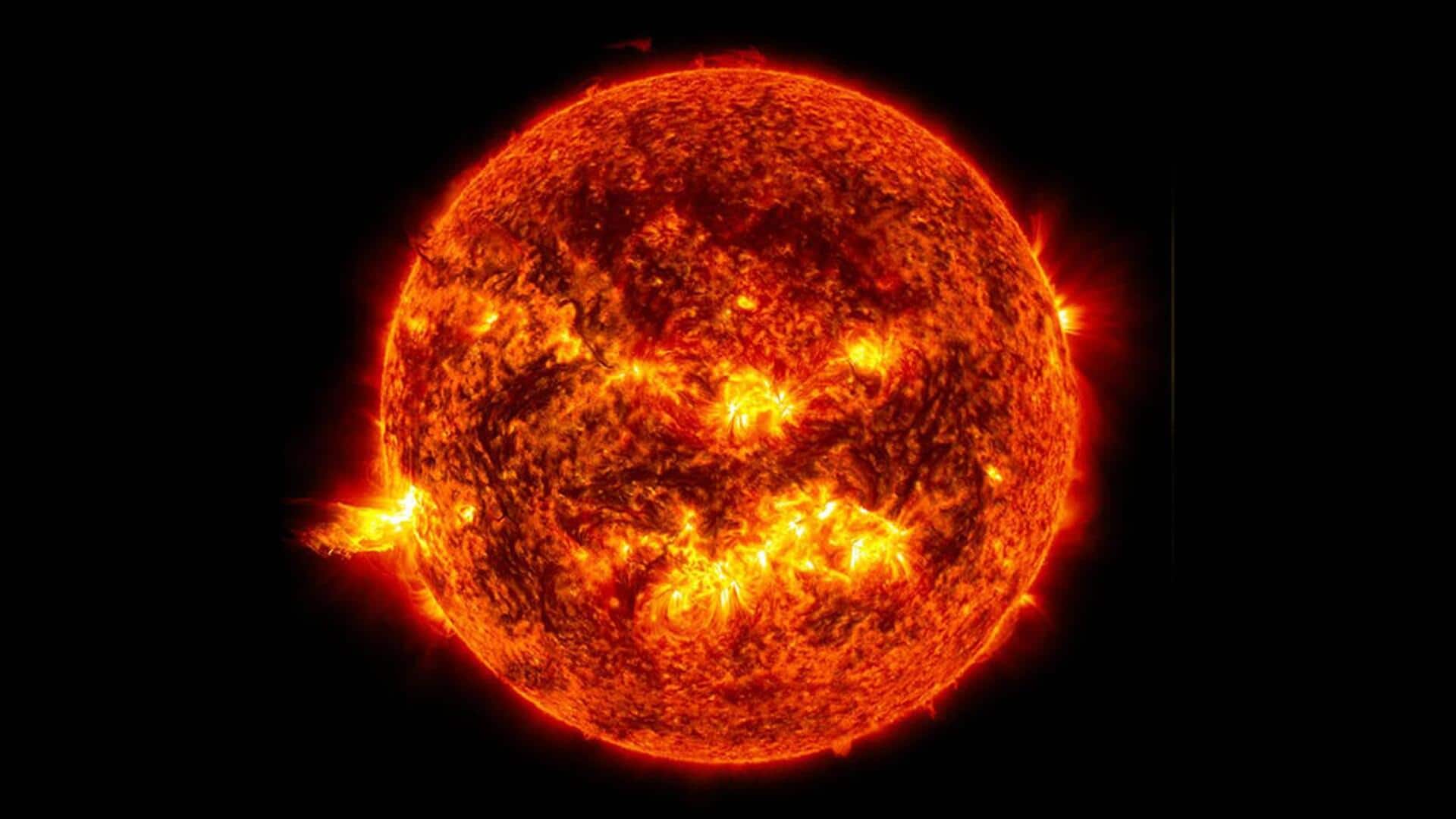 क्यों सूर्य का रंग पृथ्वी से पीला आता है नजर? 