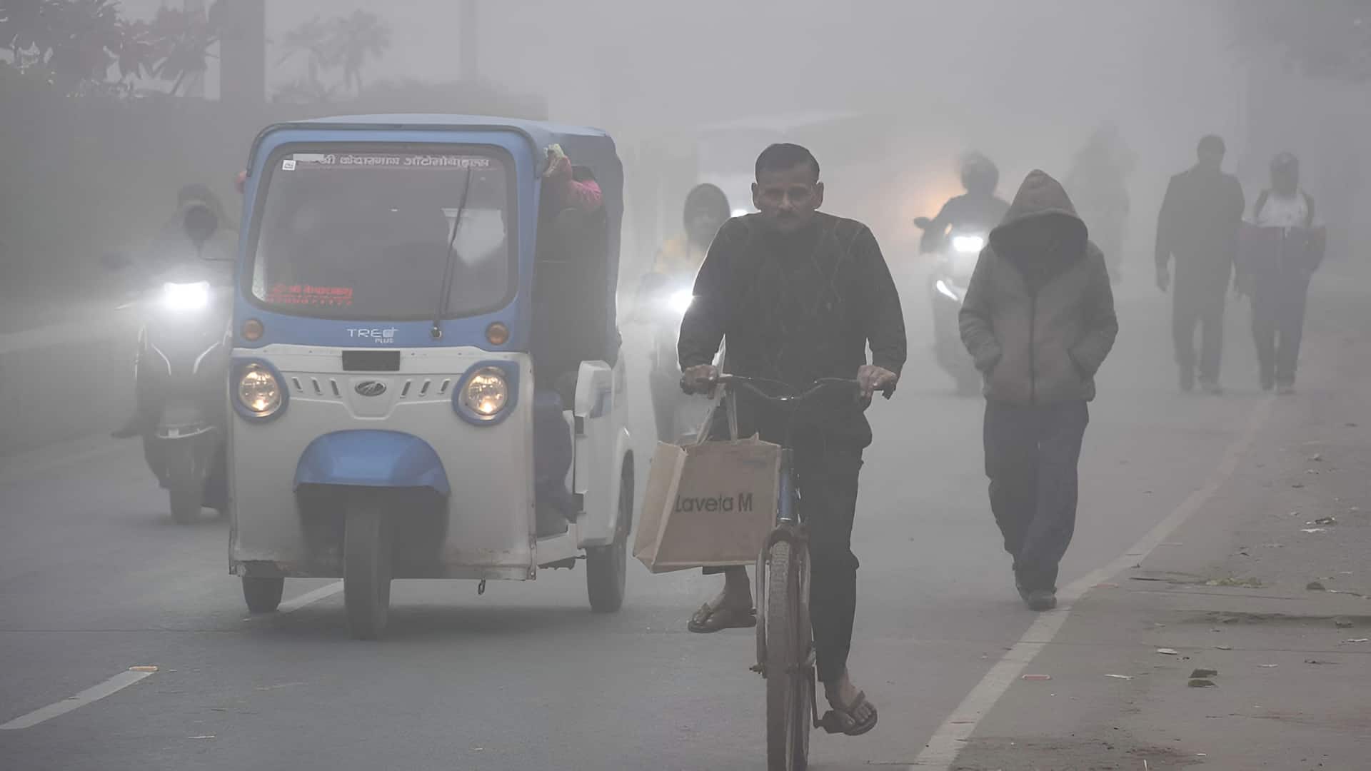 उत्तर भारत में जारी है कोहरे का कहर, शीतलहर से मिलेगी राहत