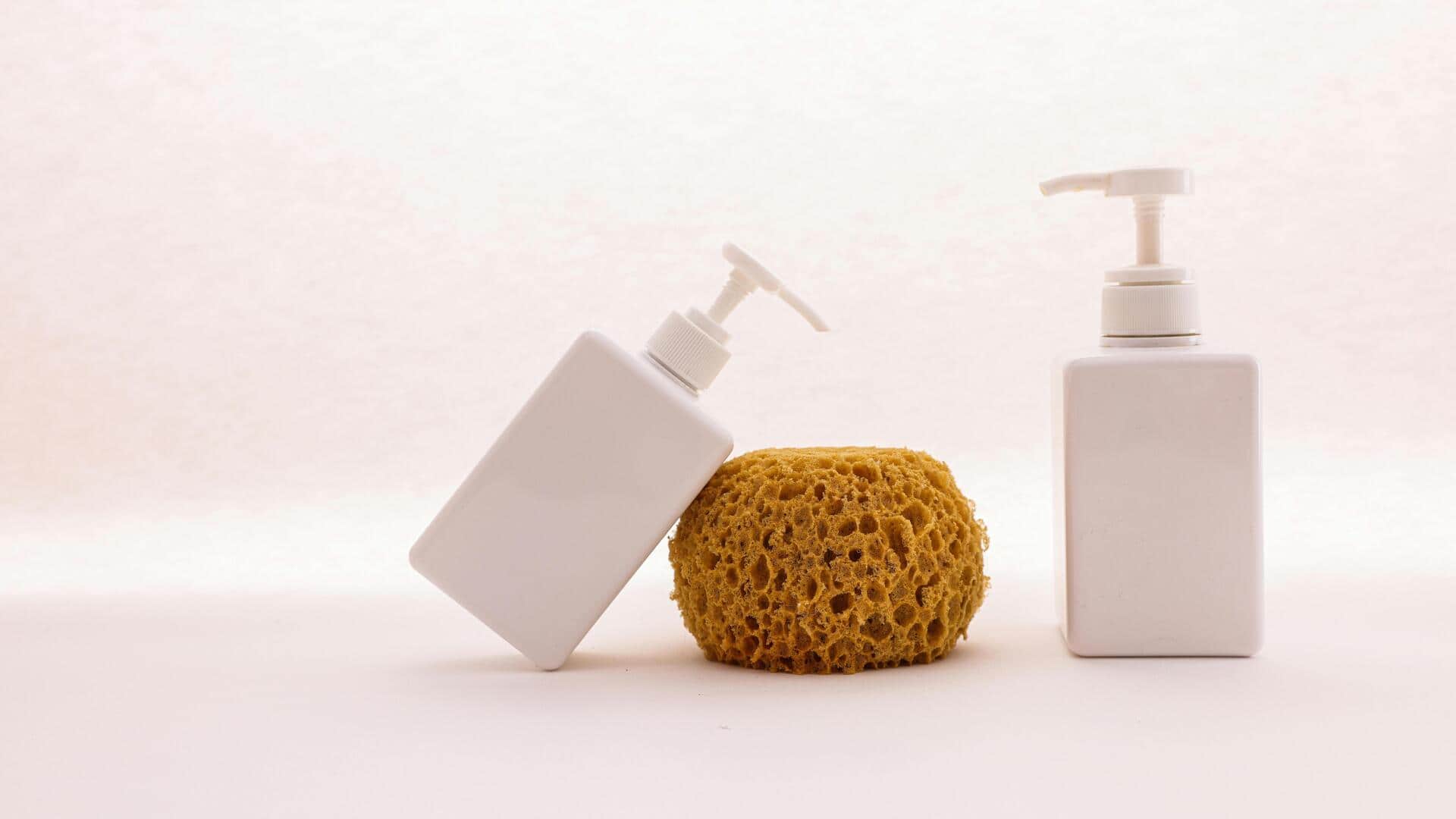 हर महिला को पता होने चाहिए बॉडी वॉश से जुड़े ये 5 हैक्स, साबित होंगे उपयोगी