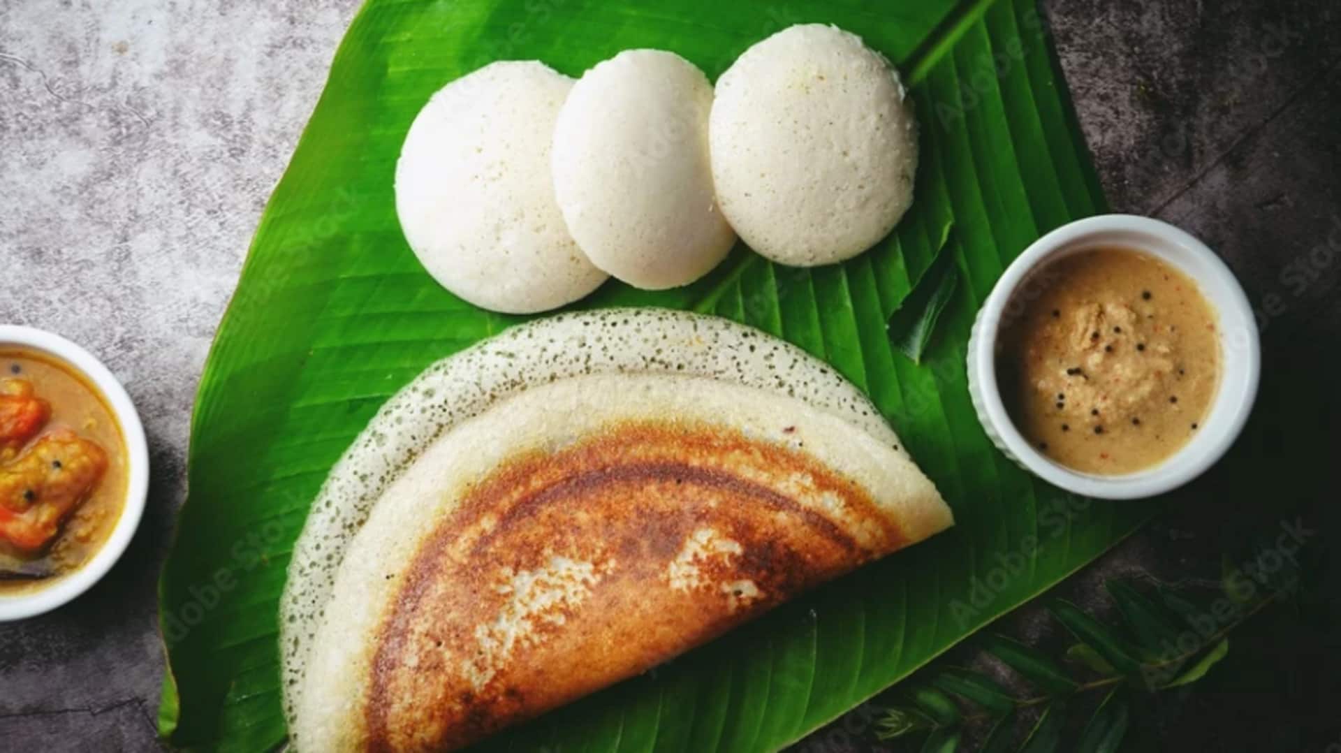 शरीर की गर्मी कम करने के लिए केले के पत्ते पर करें इन व्यंजनों का सेवन