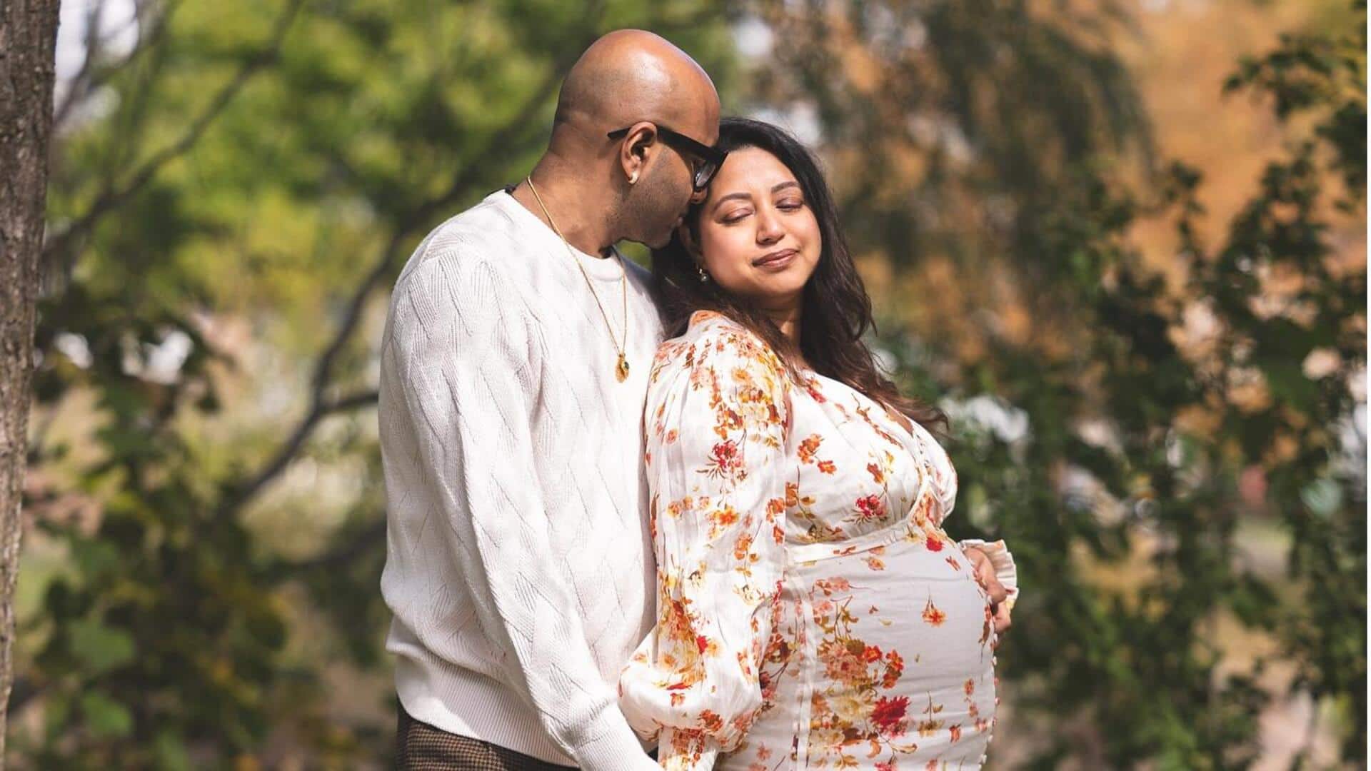 'बदतमीज दिल' गाने वाले गायक बेनी दयाल जल्द बनेंगे पिता, दिवाली पर सुनाई खुशखबरी 'बदतमीज दिल' गाने वाले गायक बेनी दयाल जल्द बनेंगे पिता, दिवाली पर सुनाई खुशखबरी