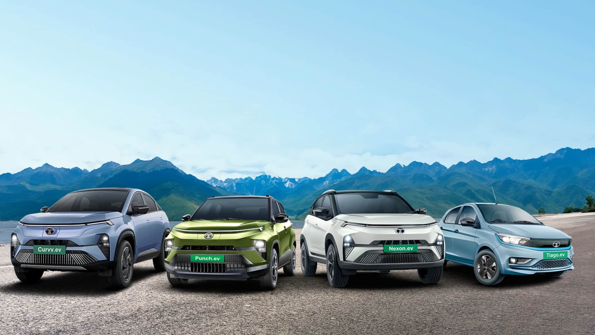 मारुति सुजुकी से लेकर टाटा, गाड़ियों पर दे रहीं 3.5 लाख रुपये तक की छूट