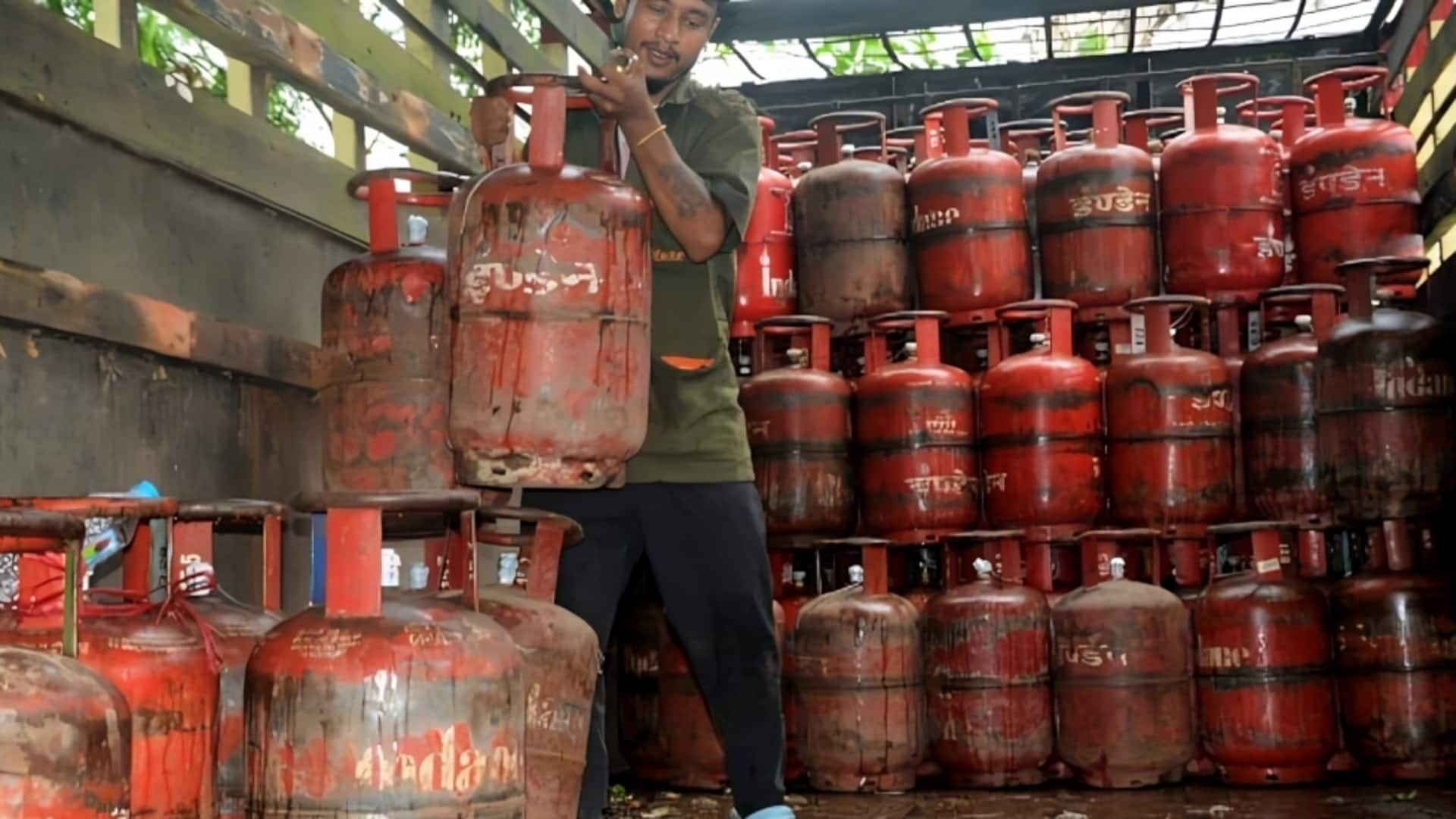 केंद्र सरकार ने रसोई गैस संकट टालने के लिए ESMA लागू किया, जानिए क्या पड़ेगा फर्क