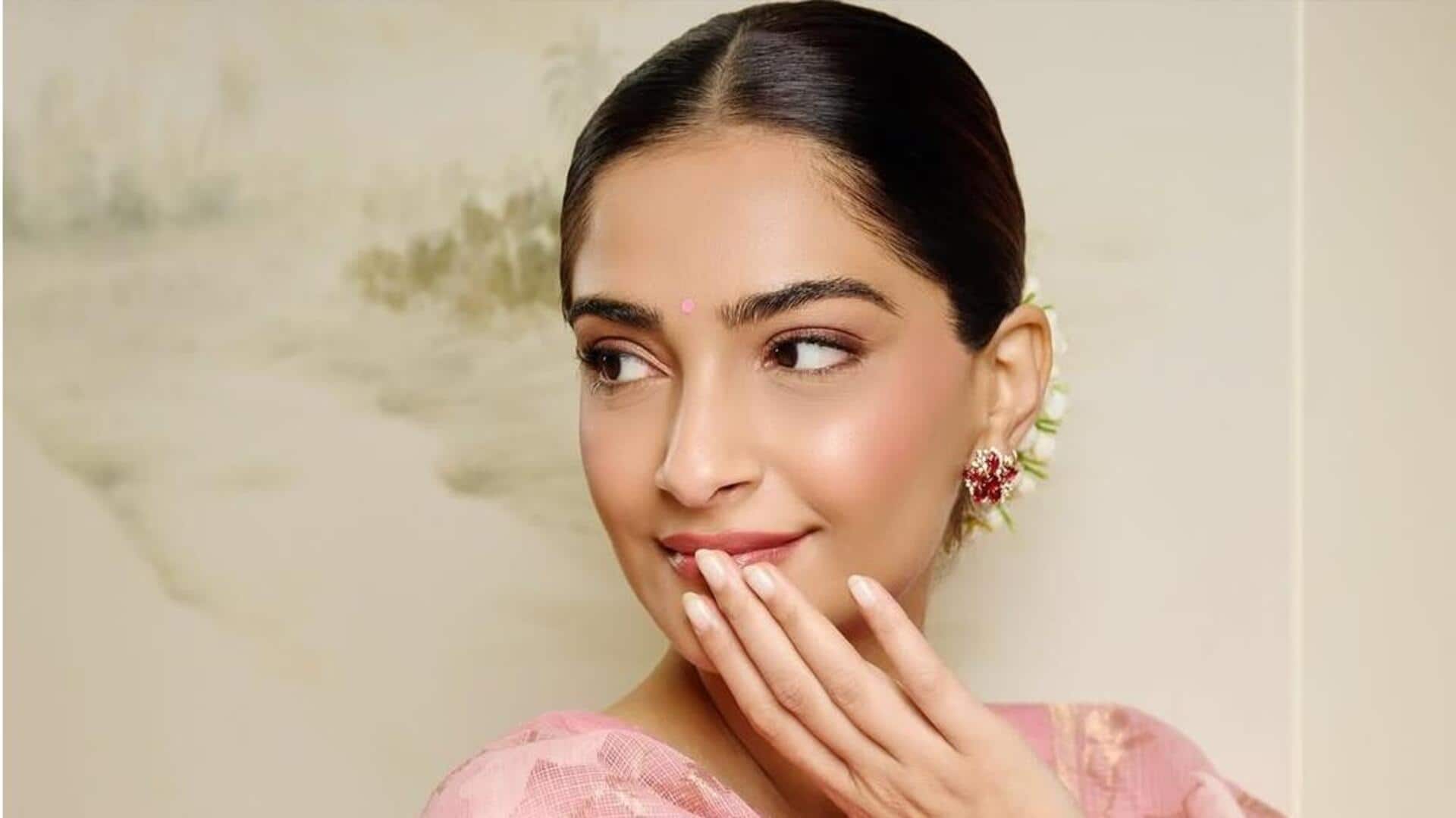 सोनम कपूर दूसरी बार बनने वाली हैं मां, कुछ इस अंदाज में किया प्रेग्नेंसी का ऐलान