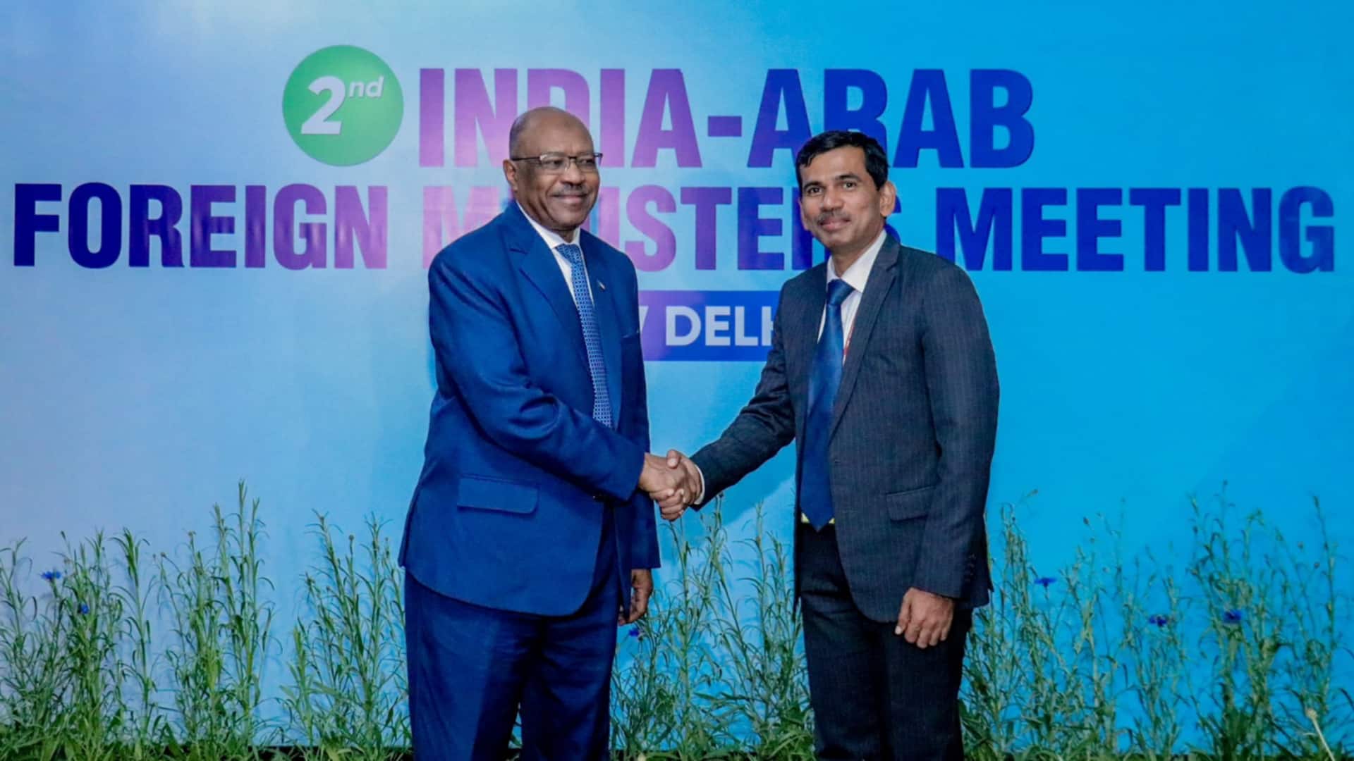 #NewsBytesExplainer: दिल्ली में 22 अरब देशों के साथ भारत की बैठक कितनी अहम, क्या है एजेंडा?