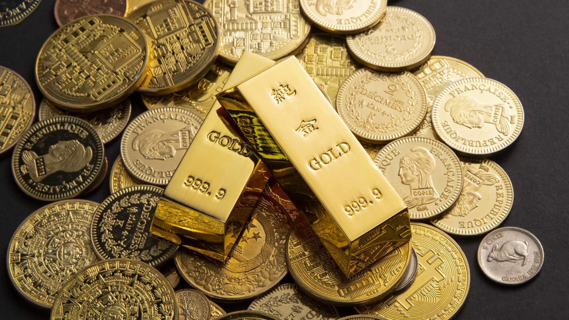 सोने-चांदी के दाम रिकॉर्ड स्तर पर पहुंचे, जानिए क्या रही वजह 