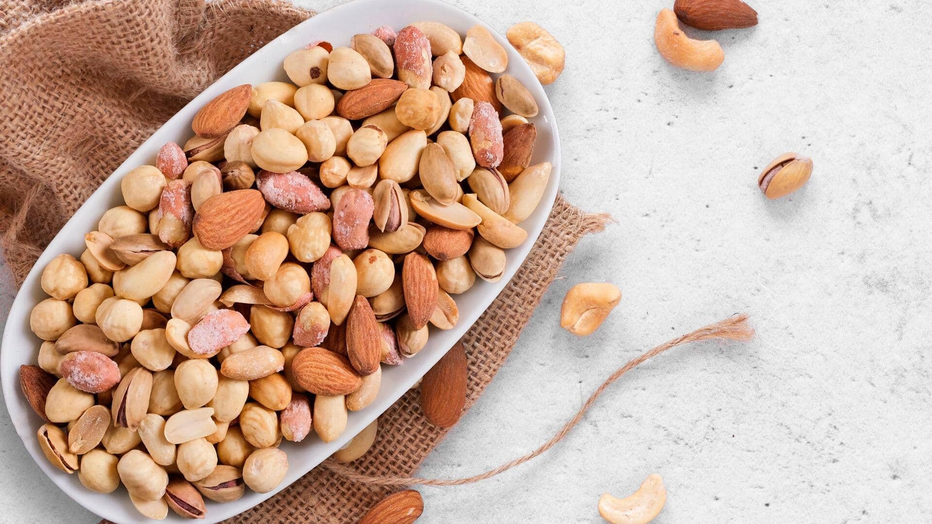 पिस्ता या मैकाडामिया नट्स? जानिए इन दोनों में क्या अंतर है