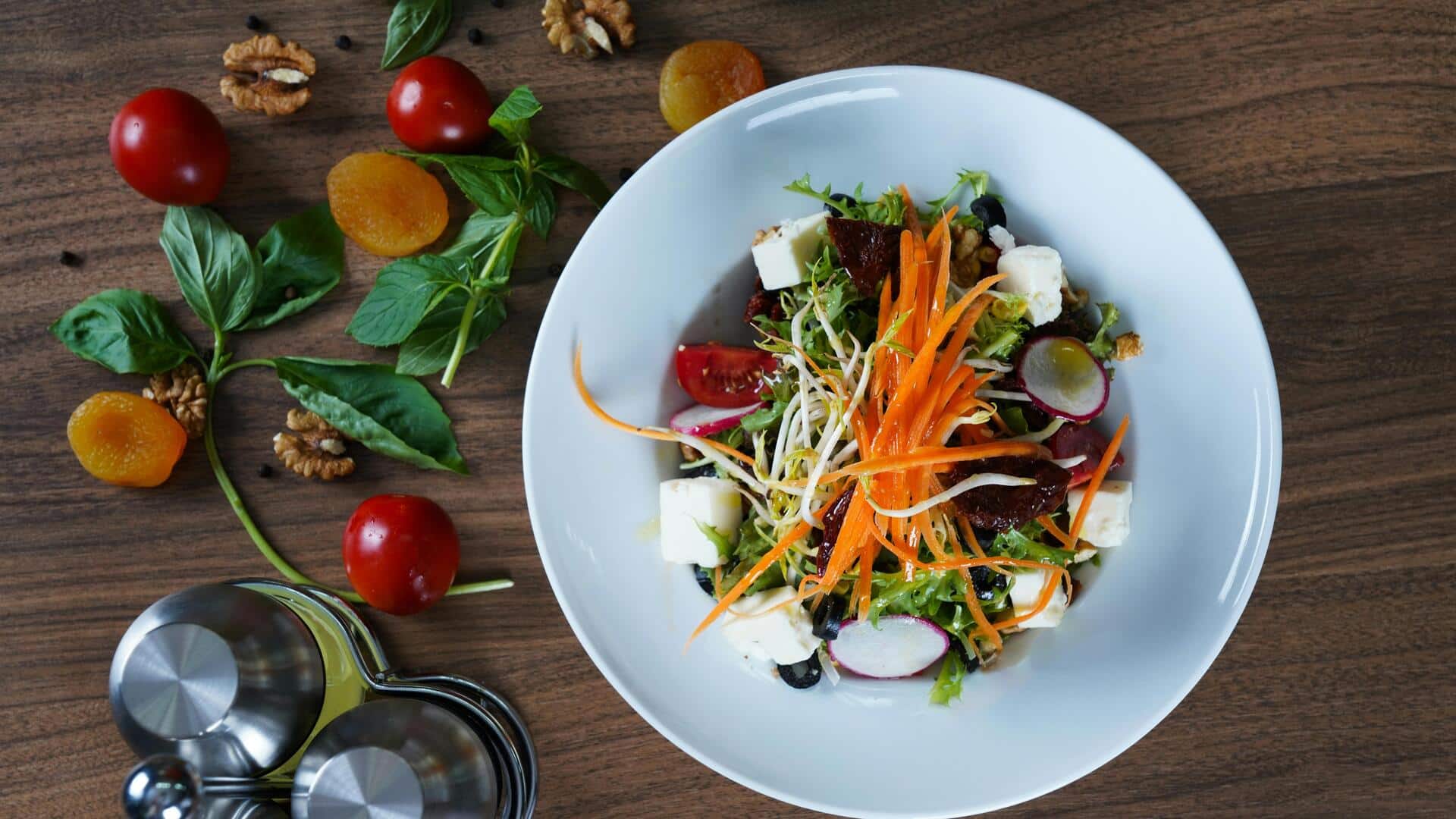 स्वास्थ्य के लिए फायदेमंद हैं ये 5 तरह के अंकुरित सलाद, जानिए बनाने का तरीका