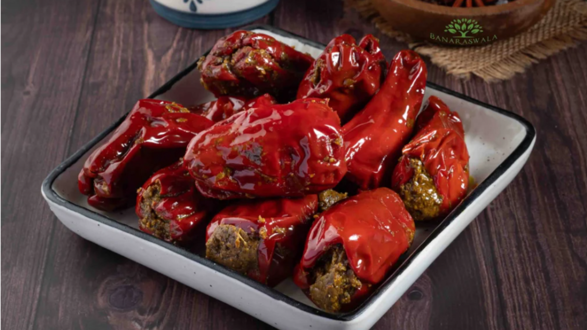 तीखी मिर्च पसंद है? उससे बनाकर खाएं ये 5 चटपटे और जायकेदार व्यंजन