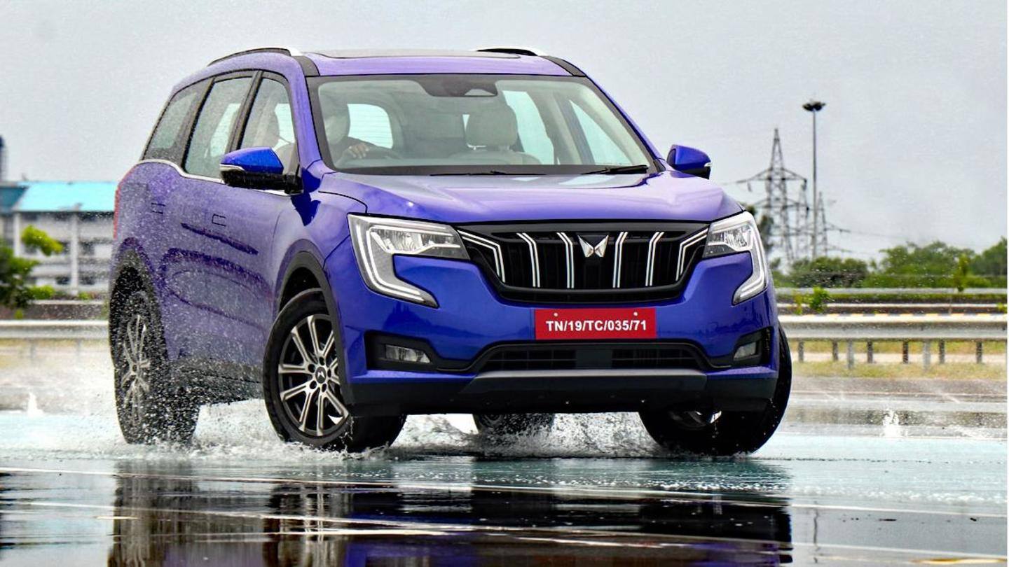 महिंद्रा XUV700 महिंद्रा XUV700