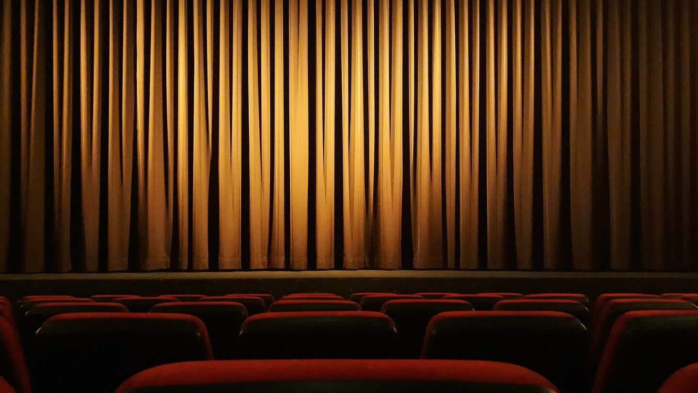 #NewsBytesExplainer: भारतीय थिएटर का इतिहास है स्वर्णिम, जानिए सिनेमा में इसका योगदान
