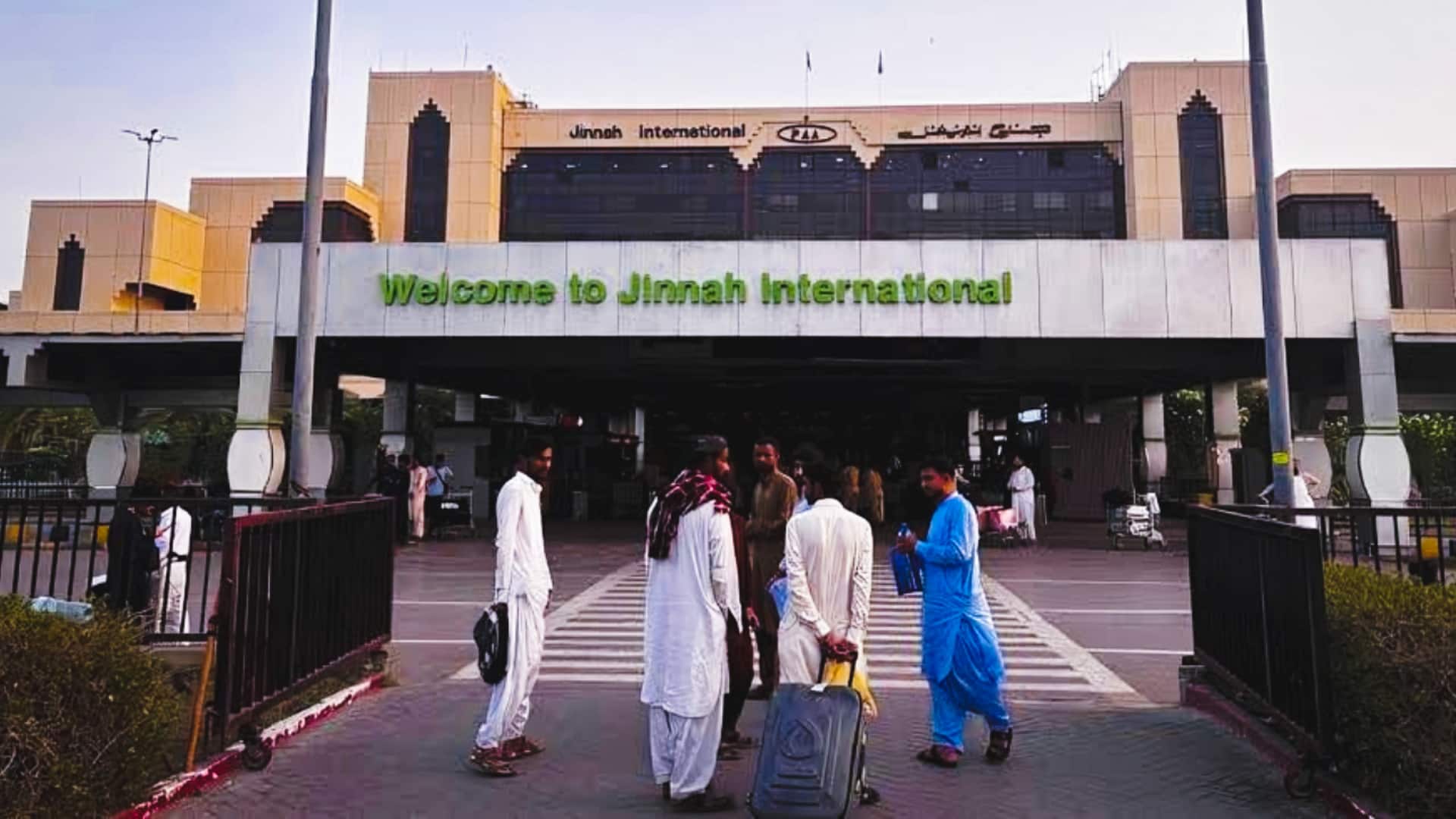 खाड़ी देशों से 21,000 से अधिक पाकिस्तानी नागरिकों को निर्वासित किया गया, 472 भिखारी शामिल