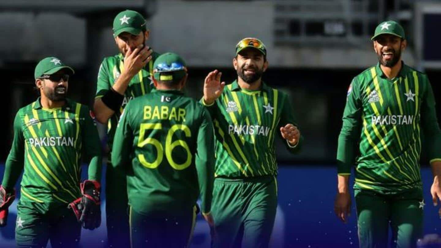 टी-20 विश्व कप: दक्षिण अफ्रीका के खिलाफ पाकिस्तान ने टॉस जीतकर चुनी बल्लेबाजी, जानिए प्लेइंग इलेवन
