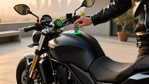 बाइक-स्कूटर में कैसे काम करता है कीलेस इग्निशन? जान लें इसके फायदे-नुकसान