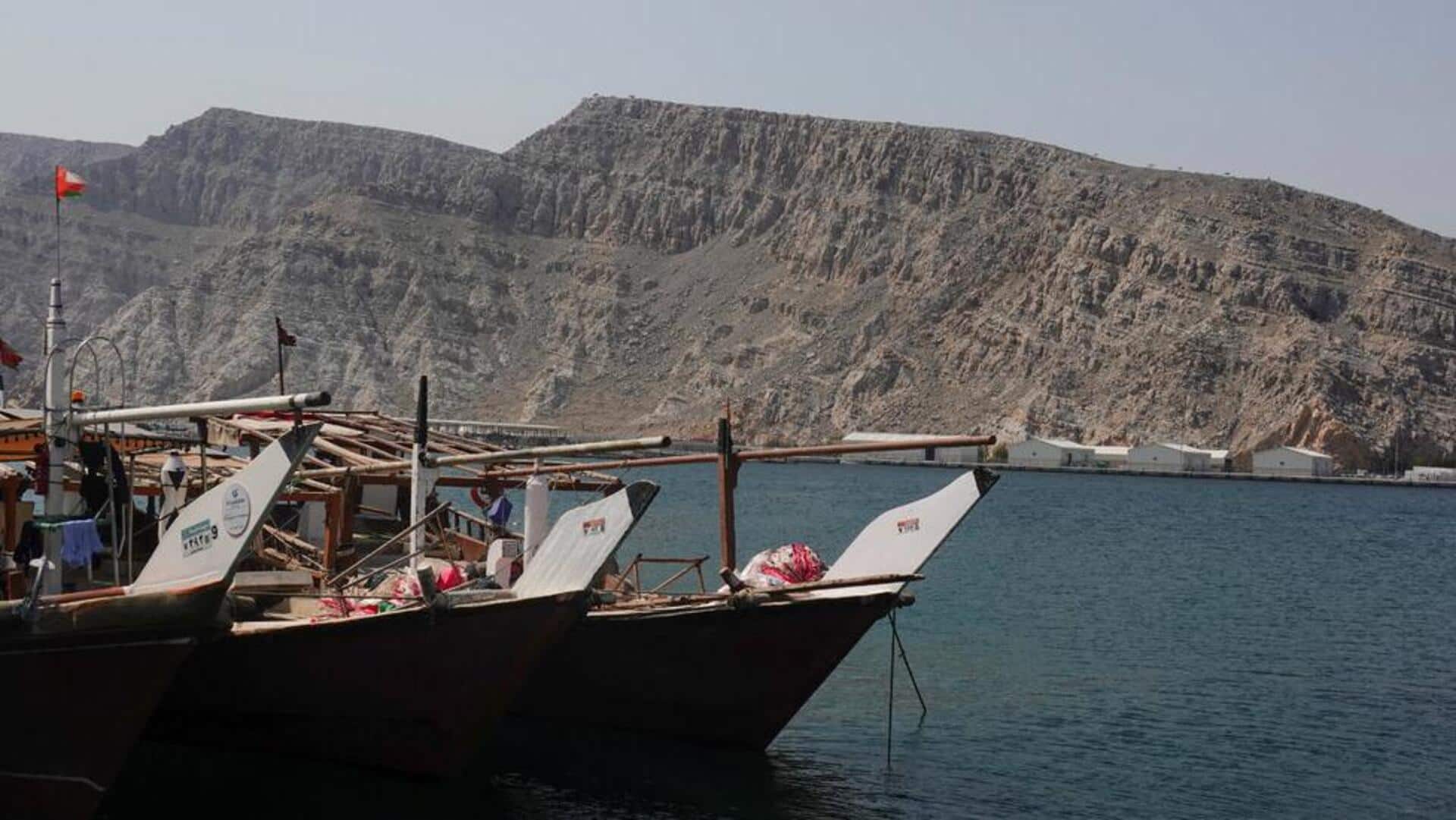 अमेरिका ने होर्मुज जलडमरूमध्य के पास ईरान के बारूदी सुरंग बिछाने वाले जहाजों को नष्ट किया