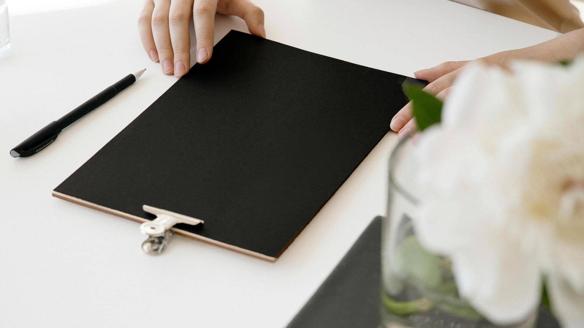 ऑफिस में दूसरों के व्यक्तिगत स्थान का सम्मान कैसे करें? जानें