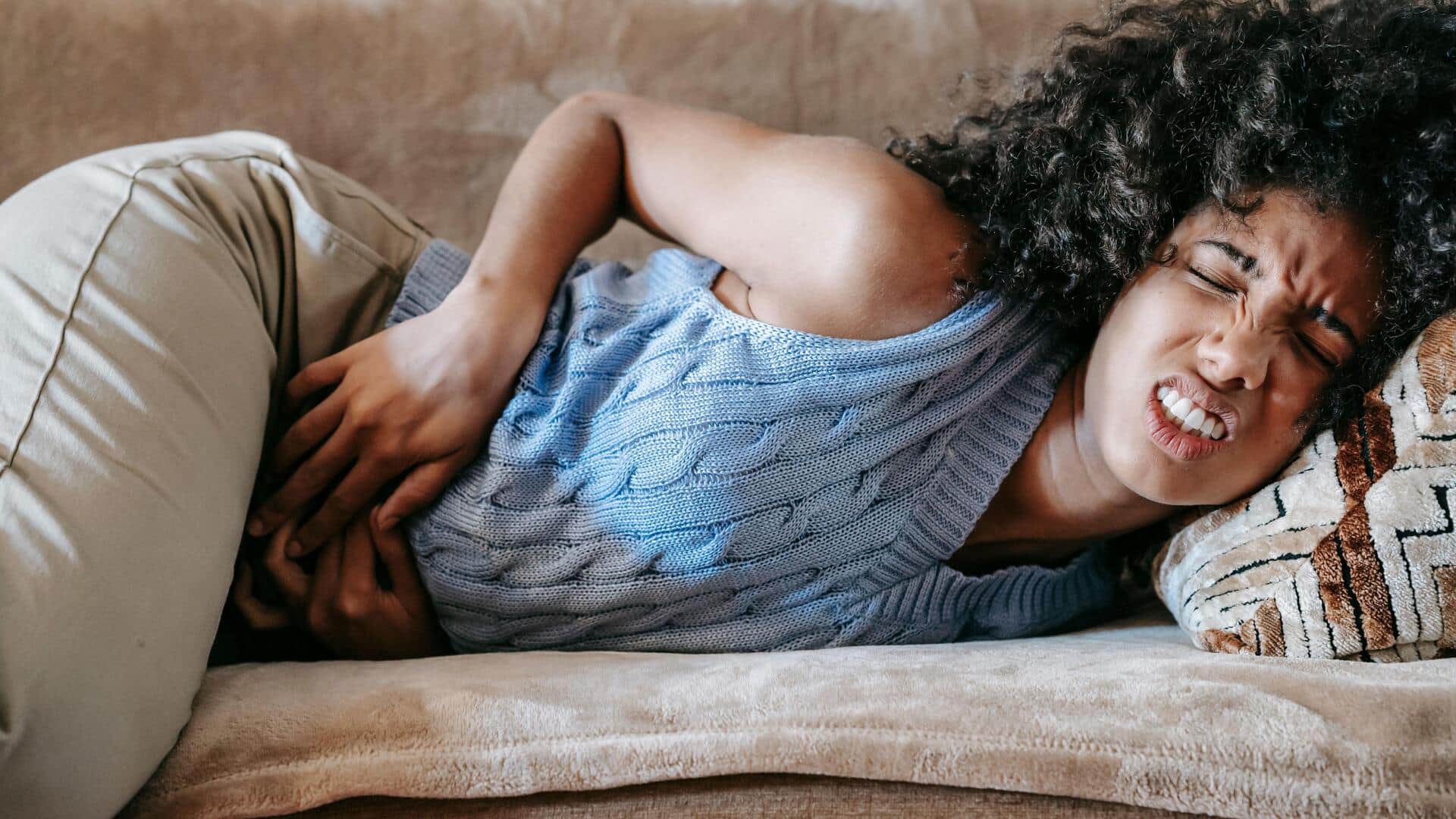 जल्दी-जल्दी खाना खाने से हो सकती हैं कई समस्याएं, जानिए कैसे प्रभावित होती है पाचन क्रिया
