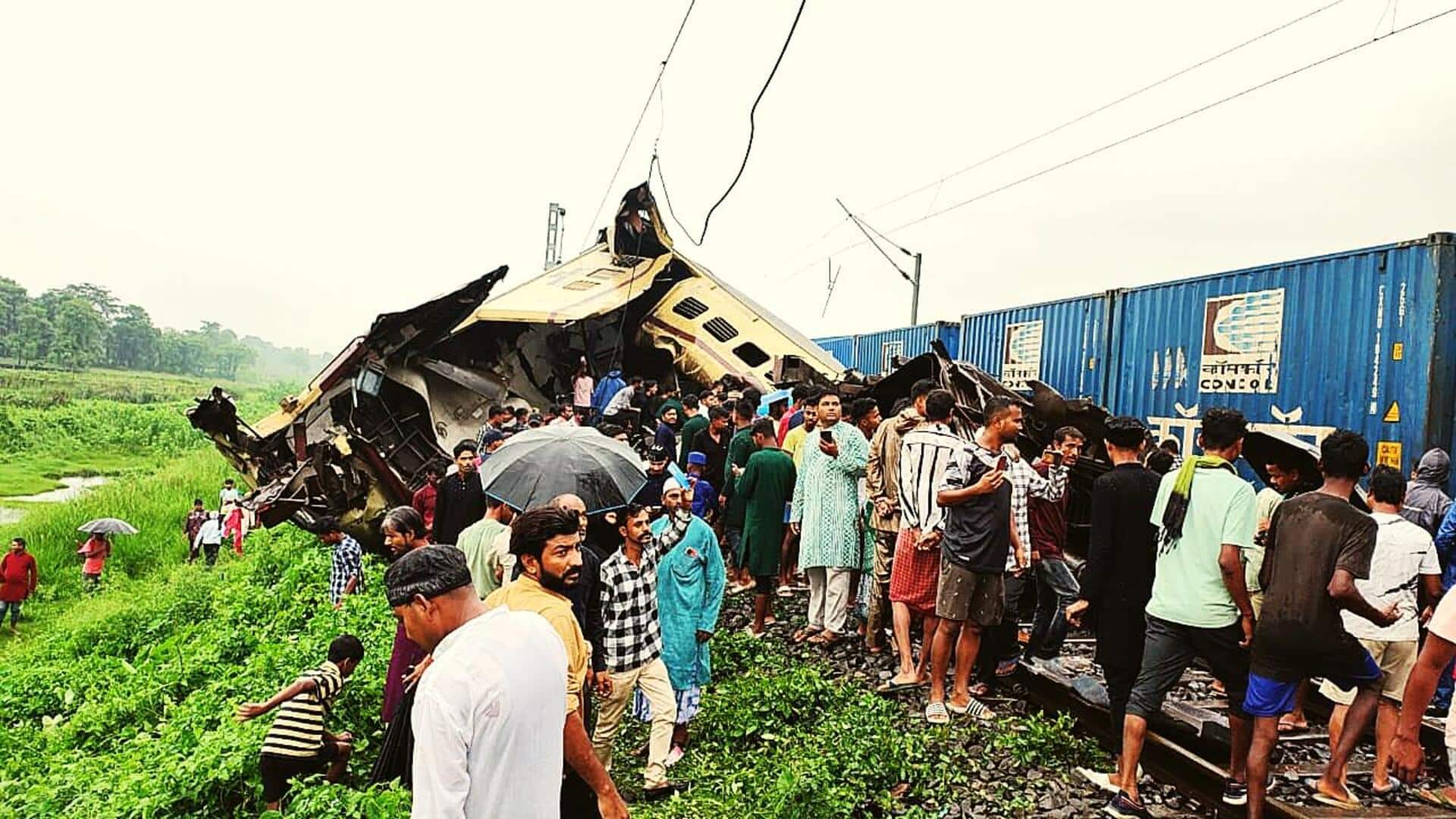 पश्चिम बंगाल: सिलीगुड़ी में कंचनजंगा एक्सप्रेस से टकराई मालगाड़ी, 9 की मौत
