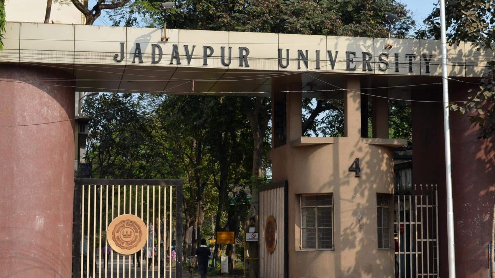 पश्चिम बंगाल: जादवपुर विश्वविद्यालय में रैंगिंग के कारण छात्र की मौत मामले में 4 गिरफ्तार