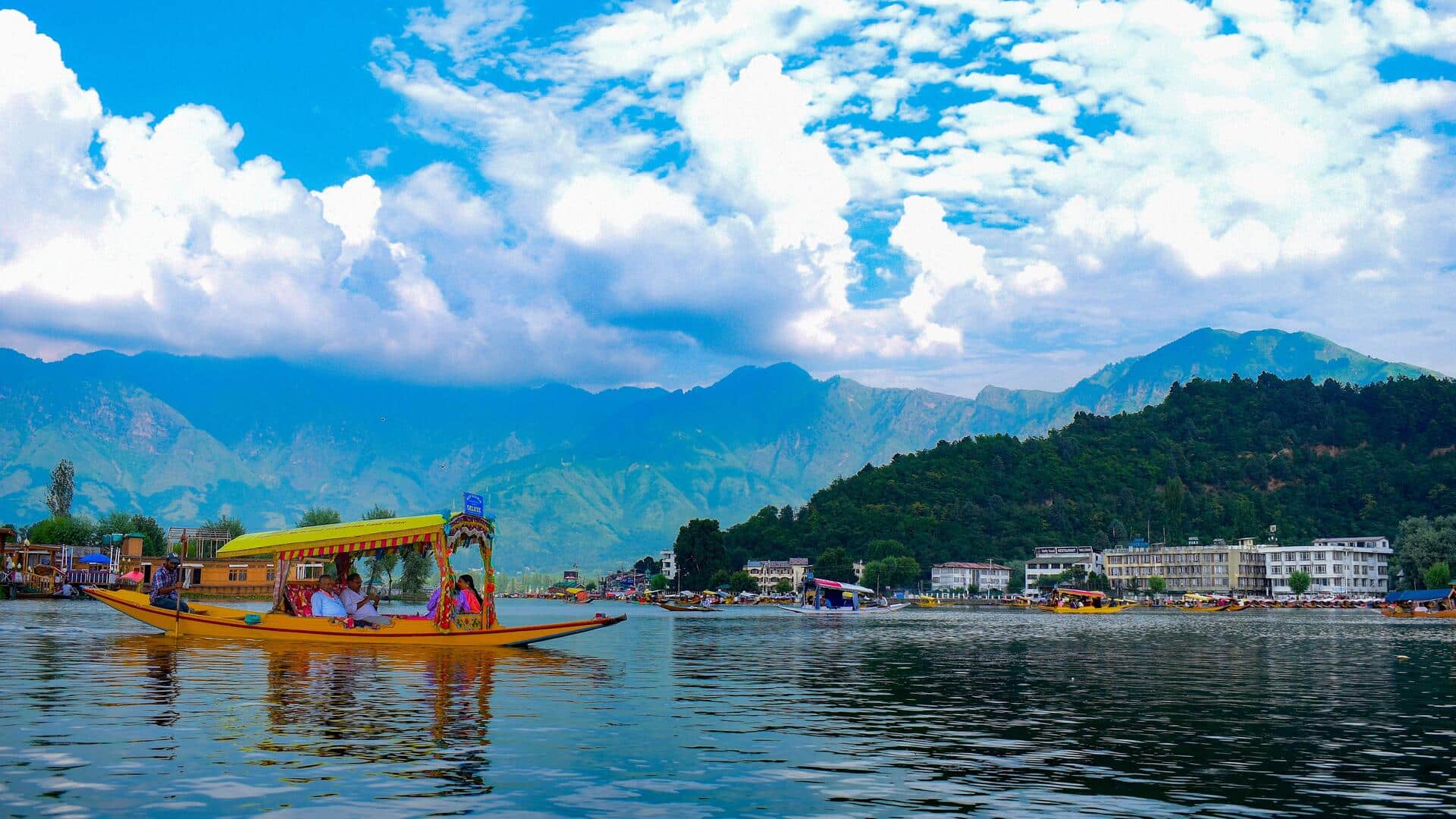 कश्मीर की यात्रा के दौरान न करें ये 5 गलतियां, यात्रा बन जाएगी शानदार