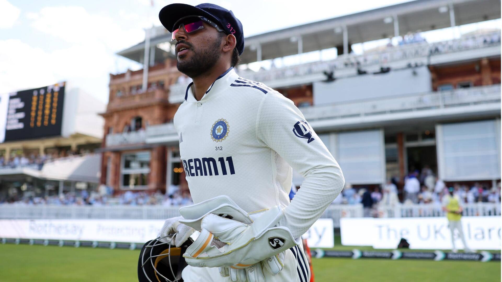 लॉर्ड्स टेस्ट: ऋषभ पंत दूसरे दिन भी मैदान से रहे बाहर, जानिए BCCI ने क्या कहा लॉर्ड्स टेस्ट: ऋषभ पंत दूसरे दिन भी मैदान से रहे बाहर, जानिए BCCI ने क्या कहा