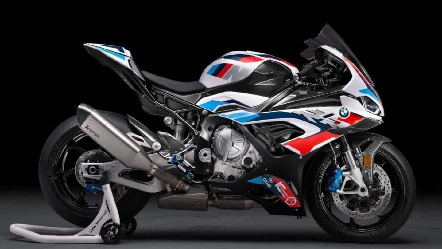2021 कावासाकी निंजा ZX-10R और BMW M 1000 RR 2021 कावासाकी निंजा ZX-10R और BMW M 1000 RR