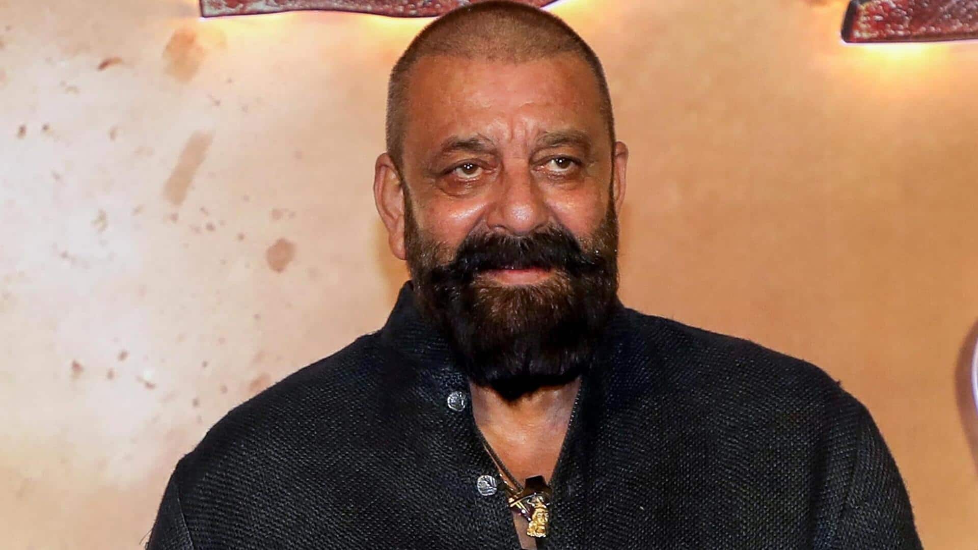'भारत में शांति नहीं' बयान पर संजय दत्त ने फिर दी सफाई, जारी किया वीडियो