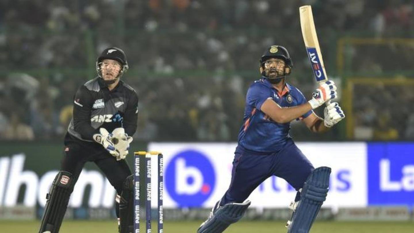 तीसरा टी-20: न्यूजीलैंड के खिलाफ भारत ने बनाए 184 रन, रोहित ने लगाया शानदार अर्धशतक