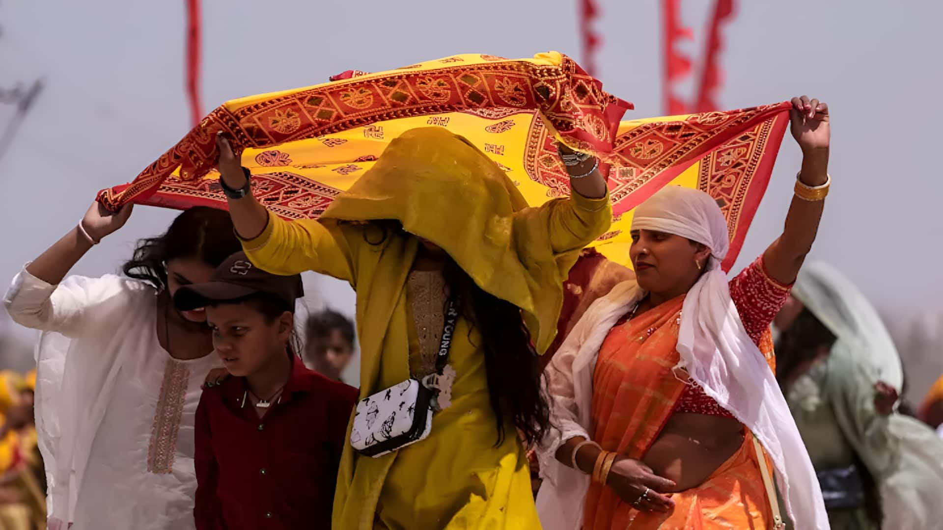 उत्तर प्रदेश में 47 डिग्री पार पहुंचा तापमान, इन राज्यों में झुलसाएंगे लू के थपेड़े 
