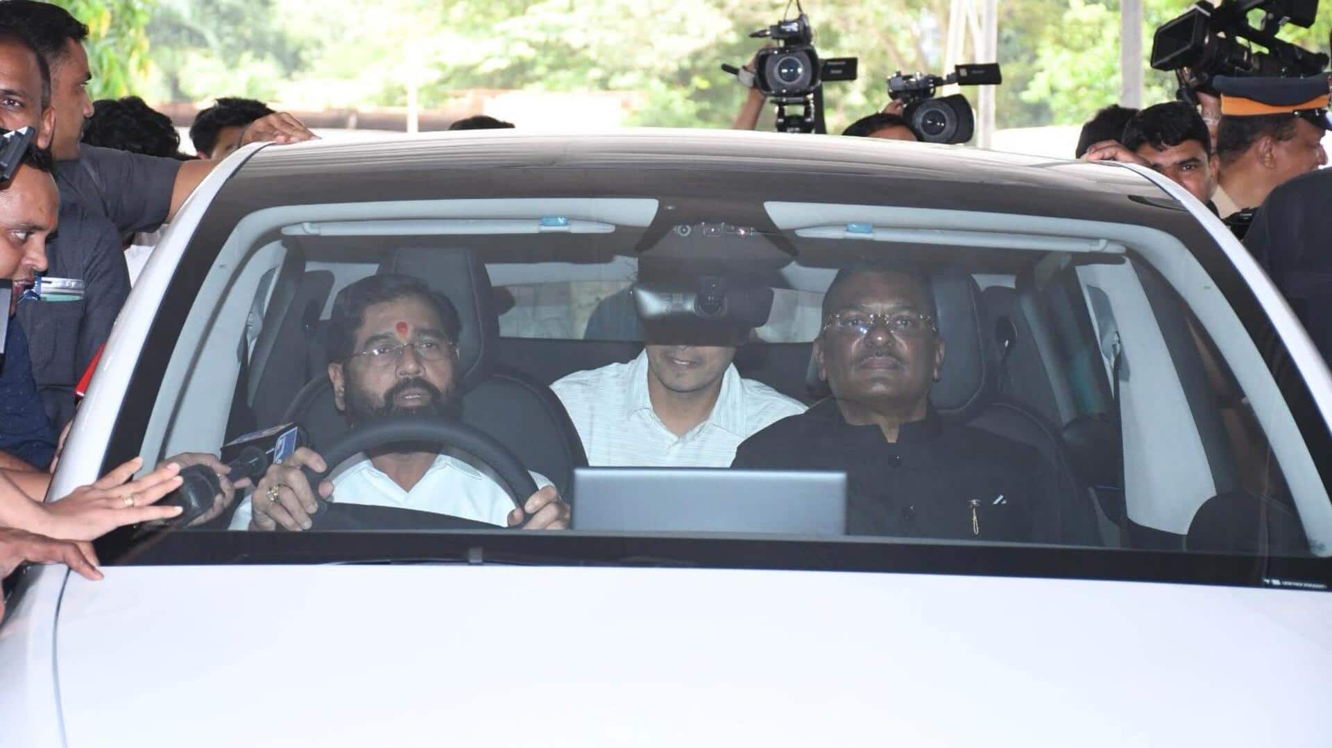 महाराष्ट्र के उपमुख्यमंत्री ने की टेस्ला मॉडल Y की सवारी, देखिए वीडियो महाराष्ट्र के उपमुख्यमंत्री ने की टेस्ला मॉडल Y की सवारी, देखिए वीडियो