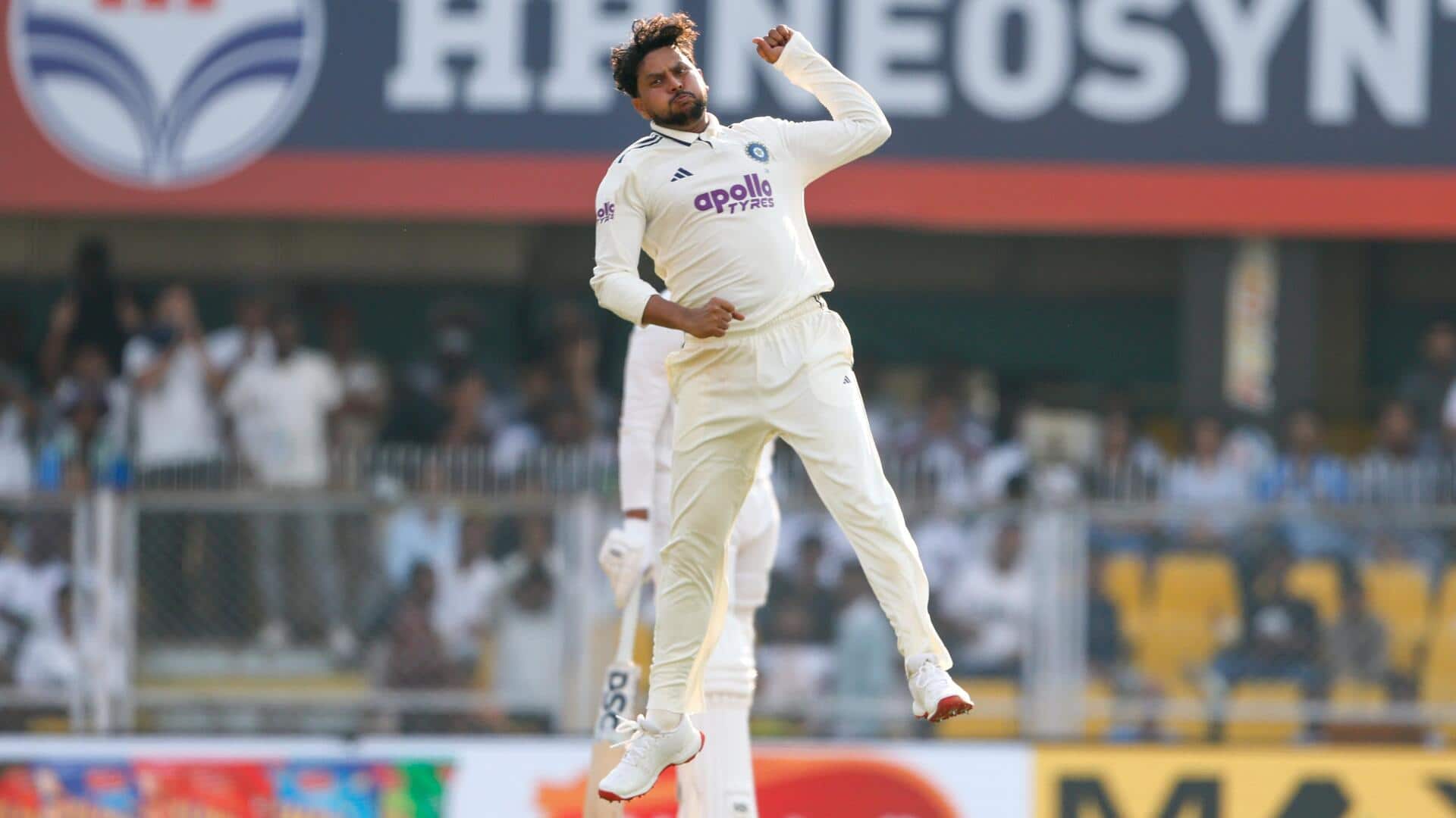 गुवाहाटी टेस्ट: कुलदीप यादव ने चौथी बार टेस्ट में लिया 4 विकेट हॉल, जानिए उनके आंकड़े 