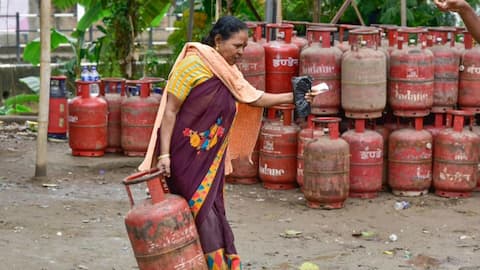 आज से कई बदलाव लागू; एक घर में LPG-PNG कनेक्शन नहीं, सिलेंडर बुकिंग के लिए OTP जरूरी