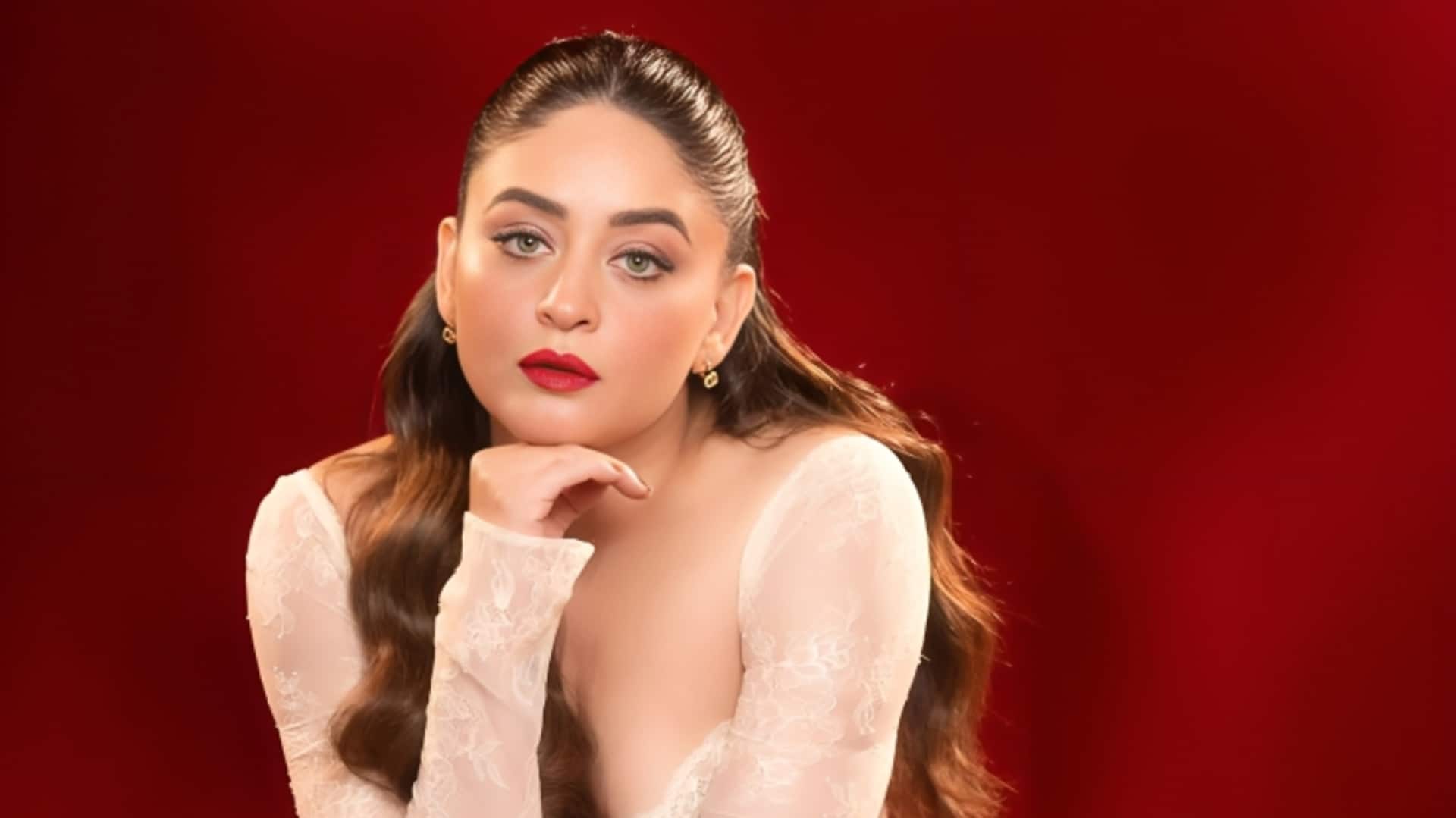 माही विज ट्रोल्स पर बरसीं, बोलीं- बहुत सस्ते और गिरे हुए हो; 'थू' है तुम पर