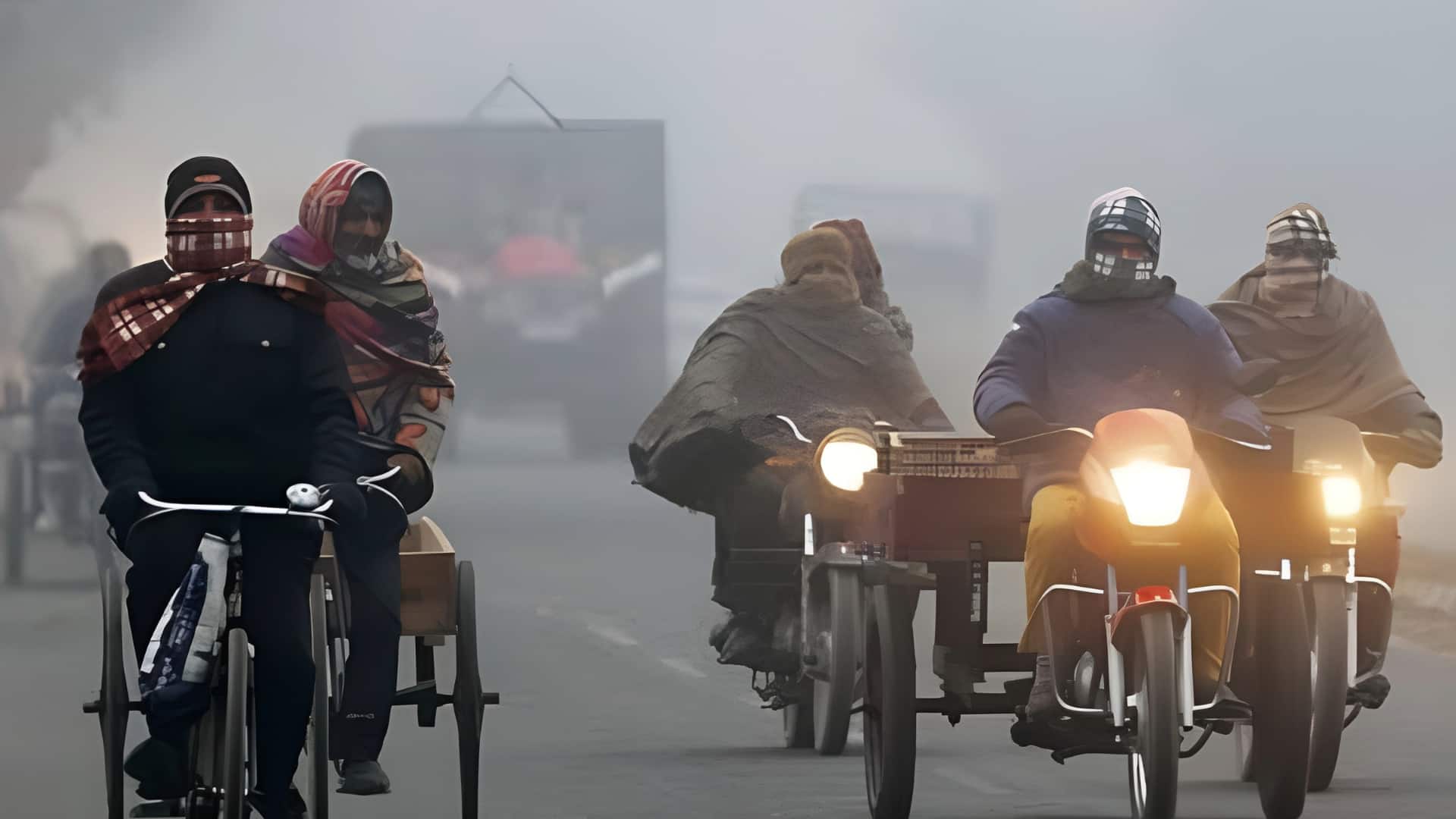 उत्तर भारत में बर्फबारी, कोहरा और शीतलहर की मार, मौसम विभाग ने दी चेतावनी 