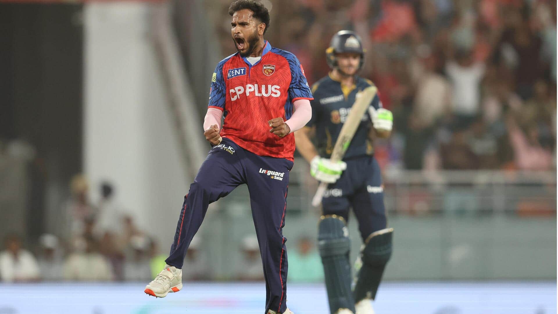 PBKS बनाम GT: विजय वैशाक ने किया अपना दूसरा सर्वश्रेष्ठ गेंदबाजी प्रदर्शन, जानिए आंकड़े