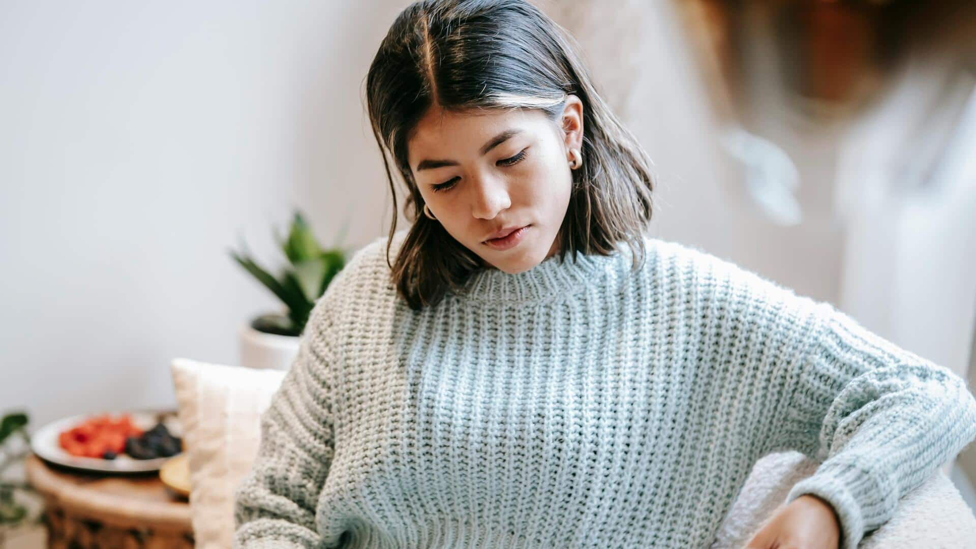 महिलाएं सर्दियों के दौरान इन 5 हाई नेक स्वेटर को अपने स्टाइल का बनाएं हिस्सा