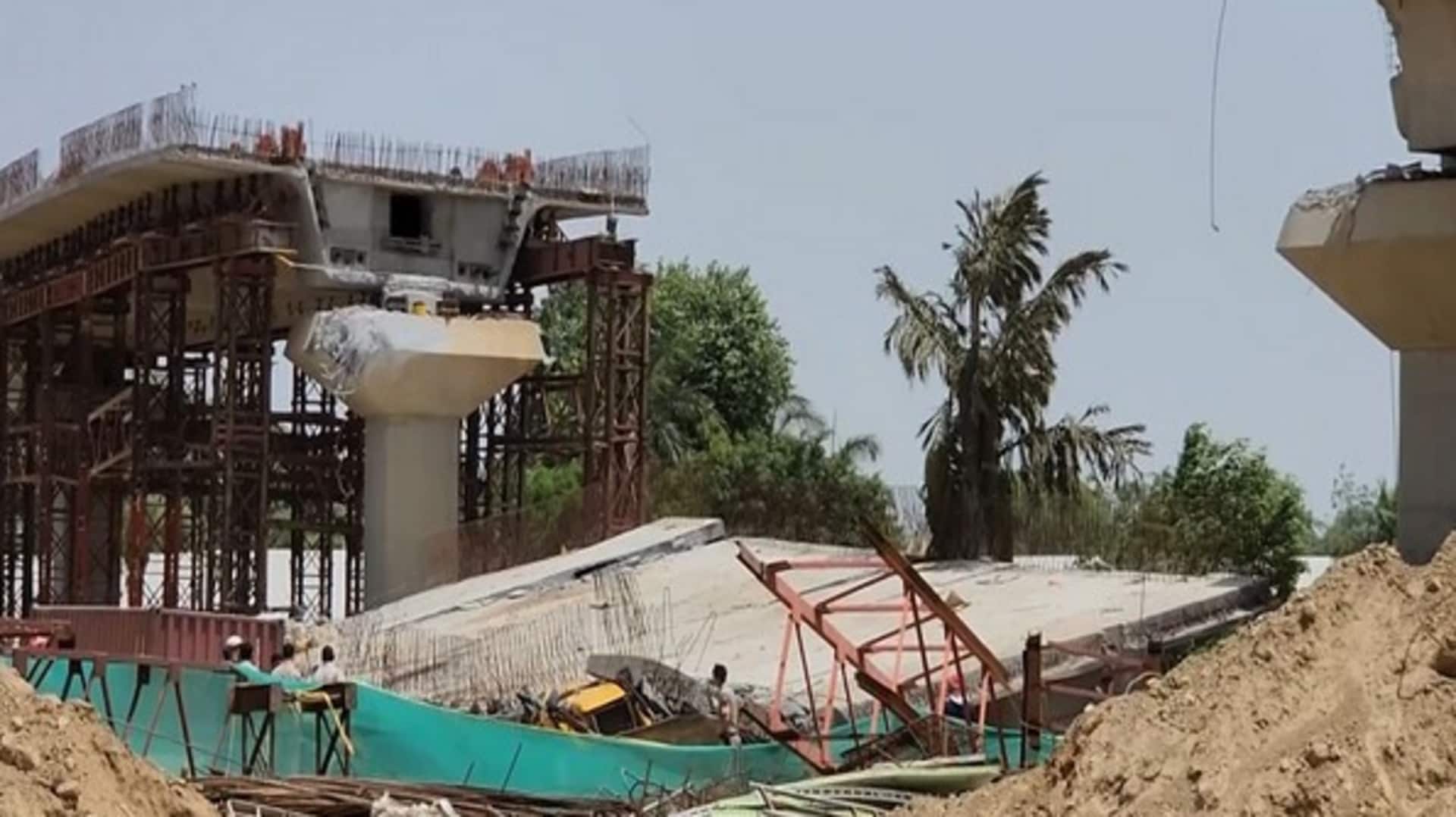 दिल्ली: निर्माणाधीन फ्लाईओवर का हिस्सा गिरा, क्रेन चालक की मौत