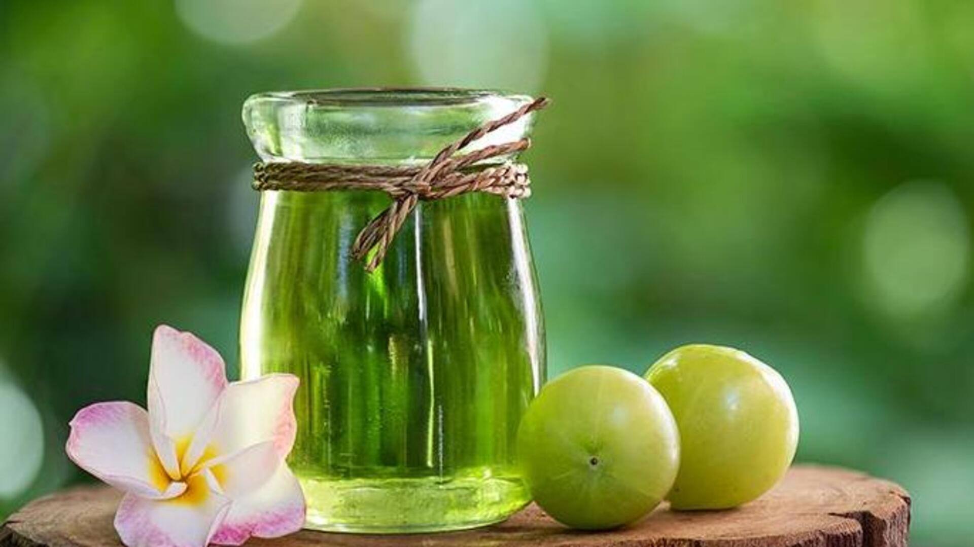 गर्मियों के दौरान बालों की देखभाल के लिए इन 5 तेलों का करें चयन, मिलेगा फायदा