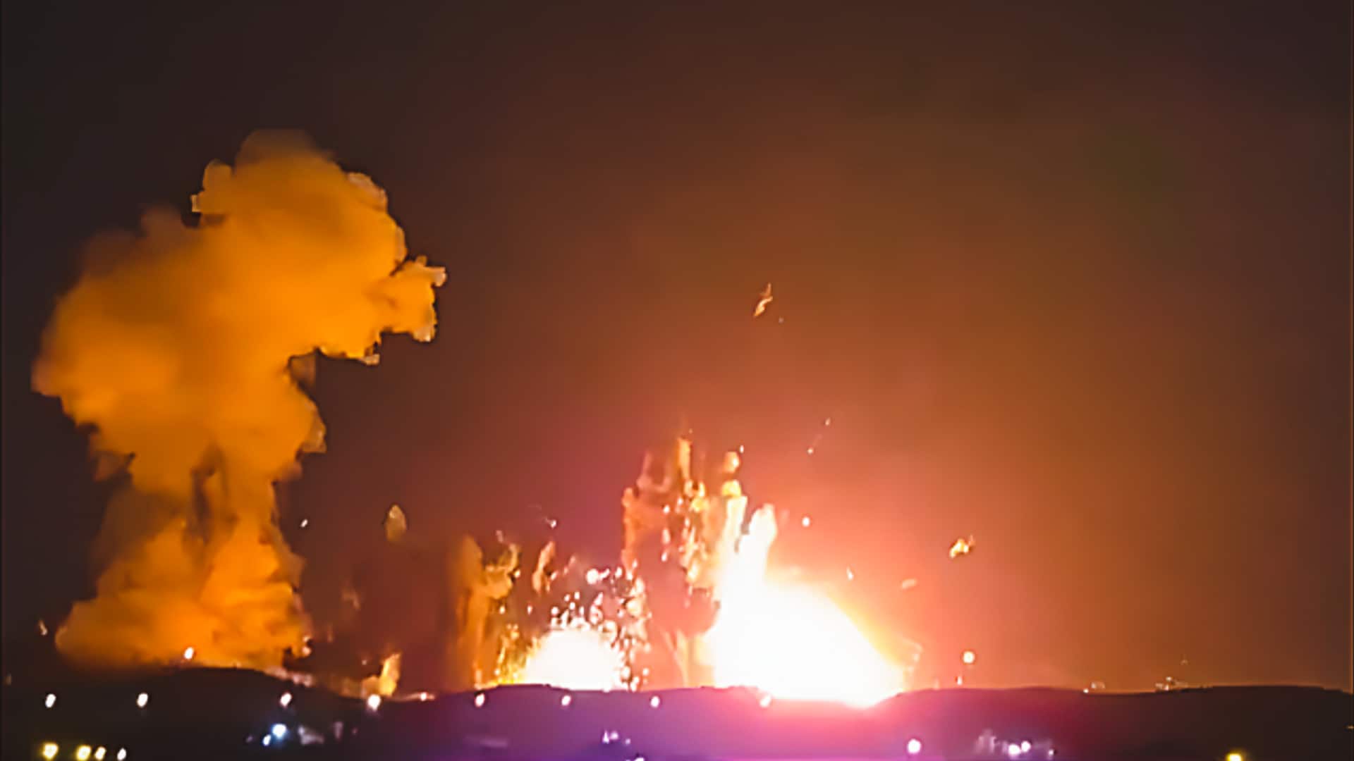 ईरान के इस्फहान गोला-बारूद अड्डे पर अमेरिका ने बंकर-बस्टर बम दागा, ट्रंप ने साझा किया वीडियो