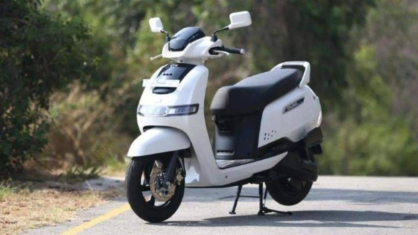 TVS लॉन्च कर चुकी है i-क्यूब इलेक्ट्रिक स्कूटर TVS लॉन्च कर चुकी है i-क्यूब इलेक्ट्रिक स्कूटर