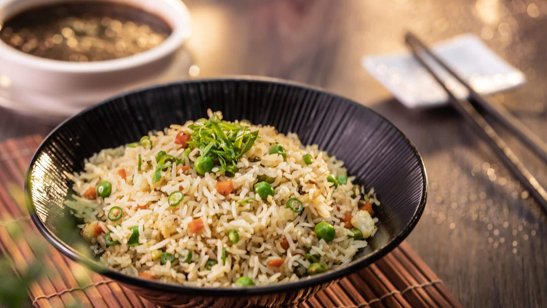 घर पर फ्राइड राइस बनाते समय इन 5 बातों का रखें खास ध्यान, बनेंगे स्वादिष्ट