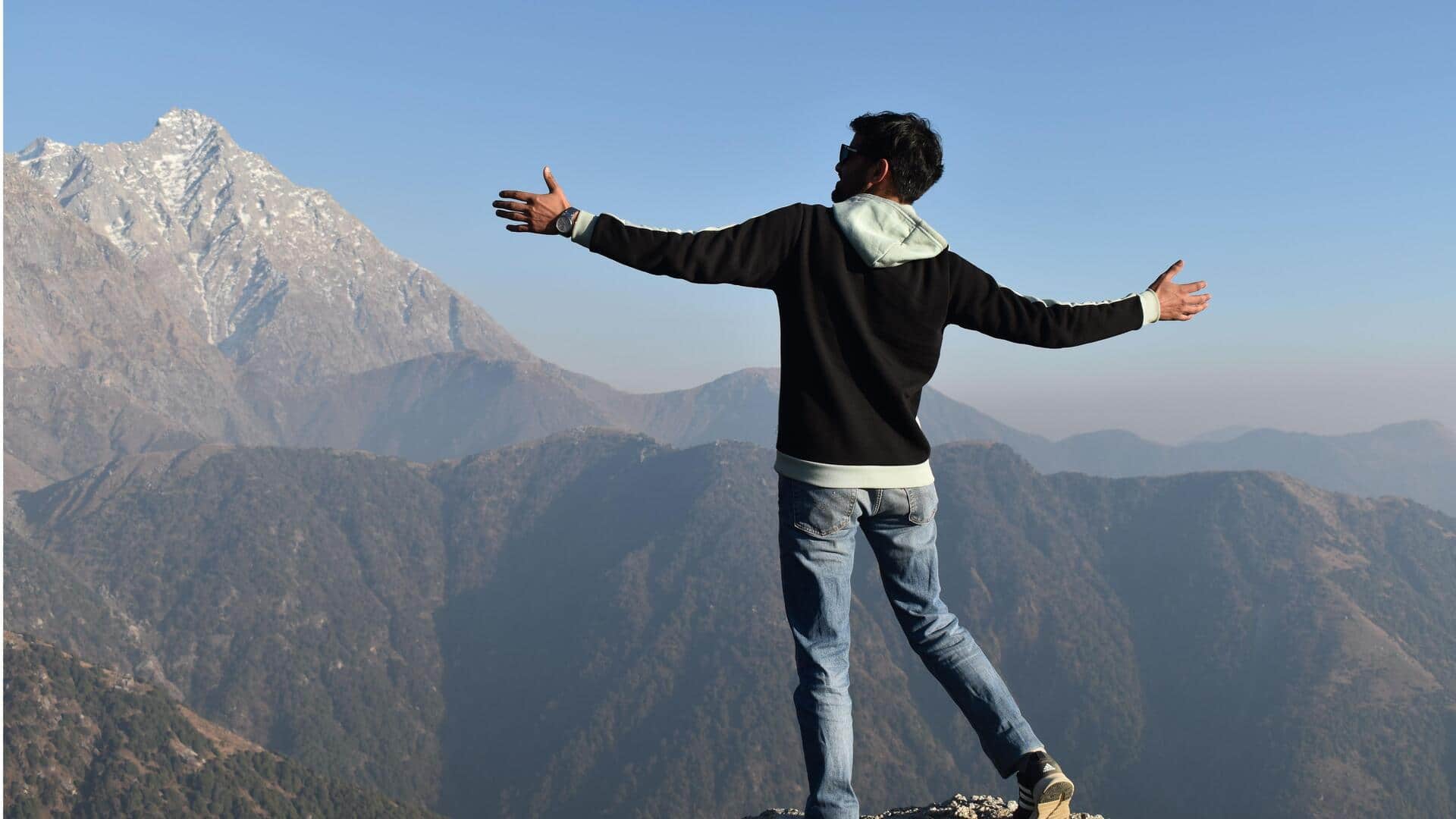 जीवन में खुद को बेहतर बना रहे हैं? जानिए 5 संकेत