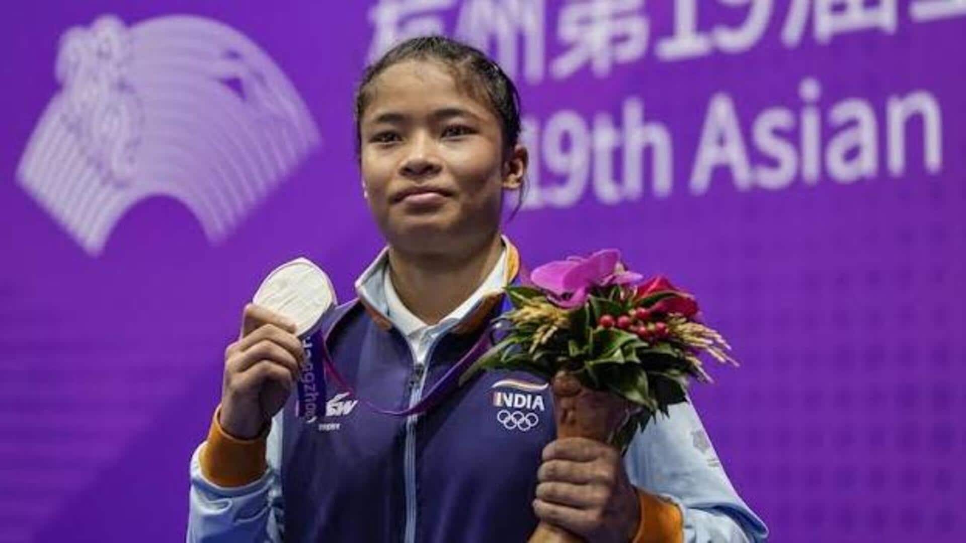 एशियाई खेल: वुशु में भारत को मिला दिन का पहला पदक, रोशिबिना देवी ने जीता रजत