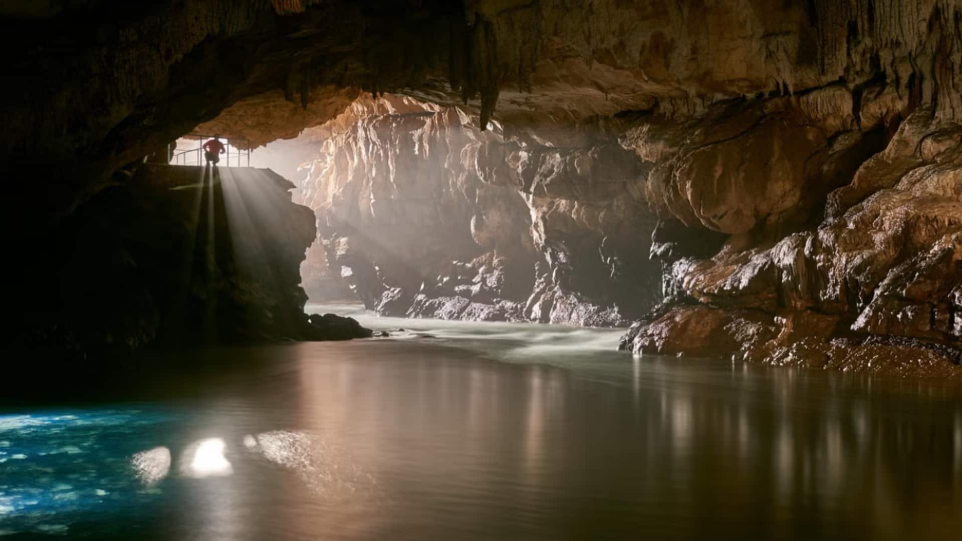 स्लोवेनिया की ये 4 गुफाएं हैं बहुत खूबसूरत, घूमने की बना सकते हैं योजना