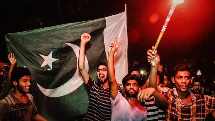 जम्मू-कश्मीर: पाकिस्तान की जीत का जश्न मनाने वाले मेडिकल छात्रों पर UAPA के तहत मामला दर्ज