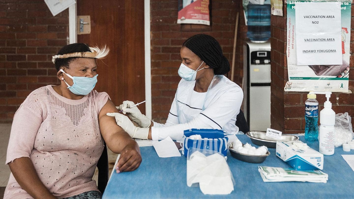 ओमिक्रॉन: अफ्रीका में वैक्सीनेशन धीमा, नए वेरिएंट के बाद फिर चर्चा में वैक्सीन वितरण में असमानता