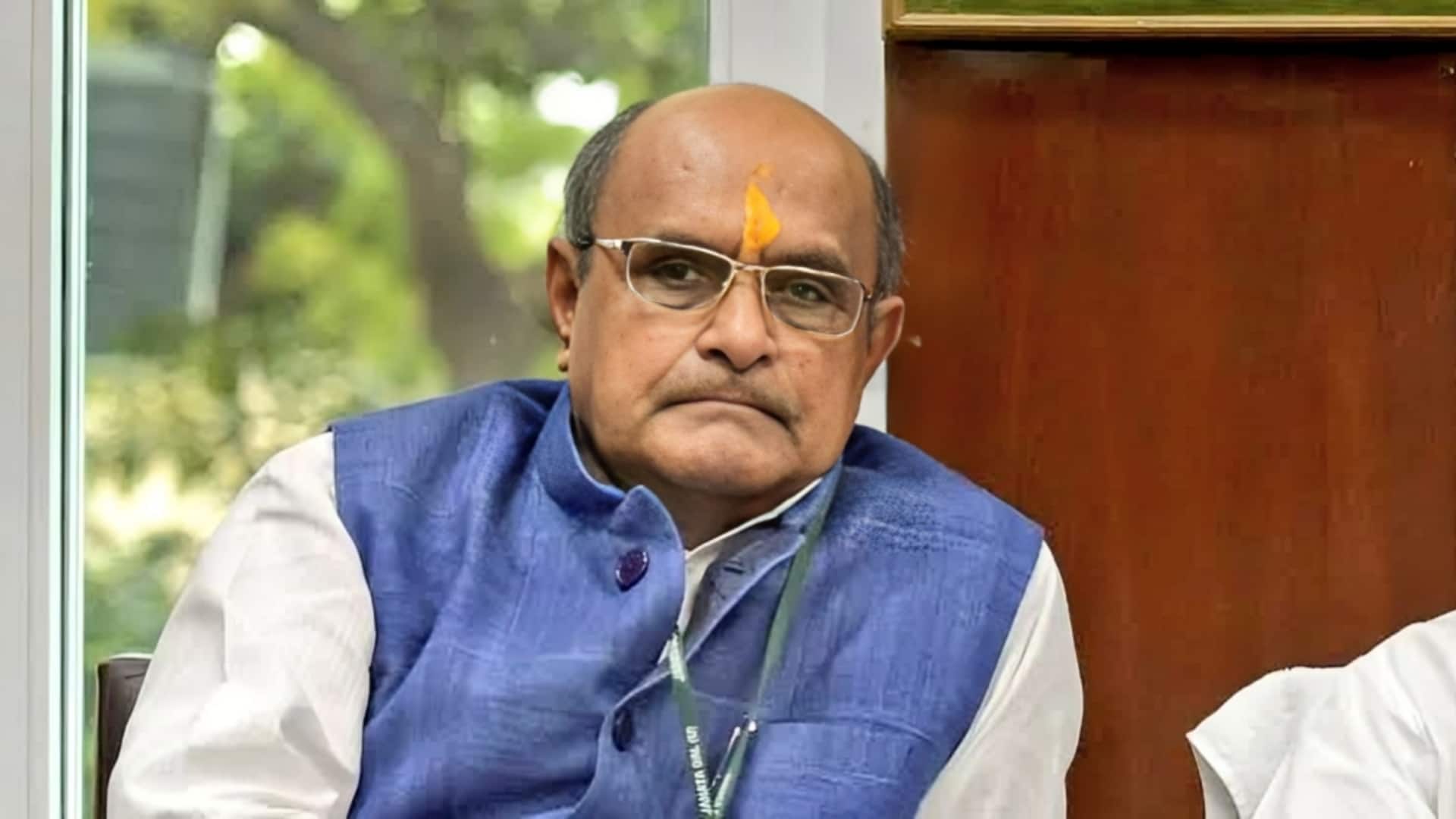 नीतीश कुमार के राज्यसभा जाने के बाद JDU को बड़ा झटका, केसी त्यागी ने पार्टी छोड़ी