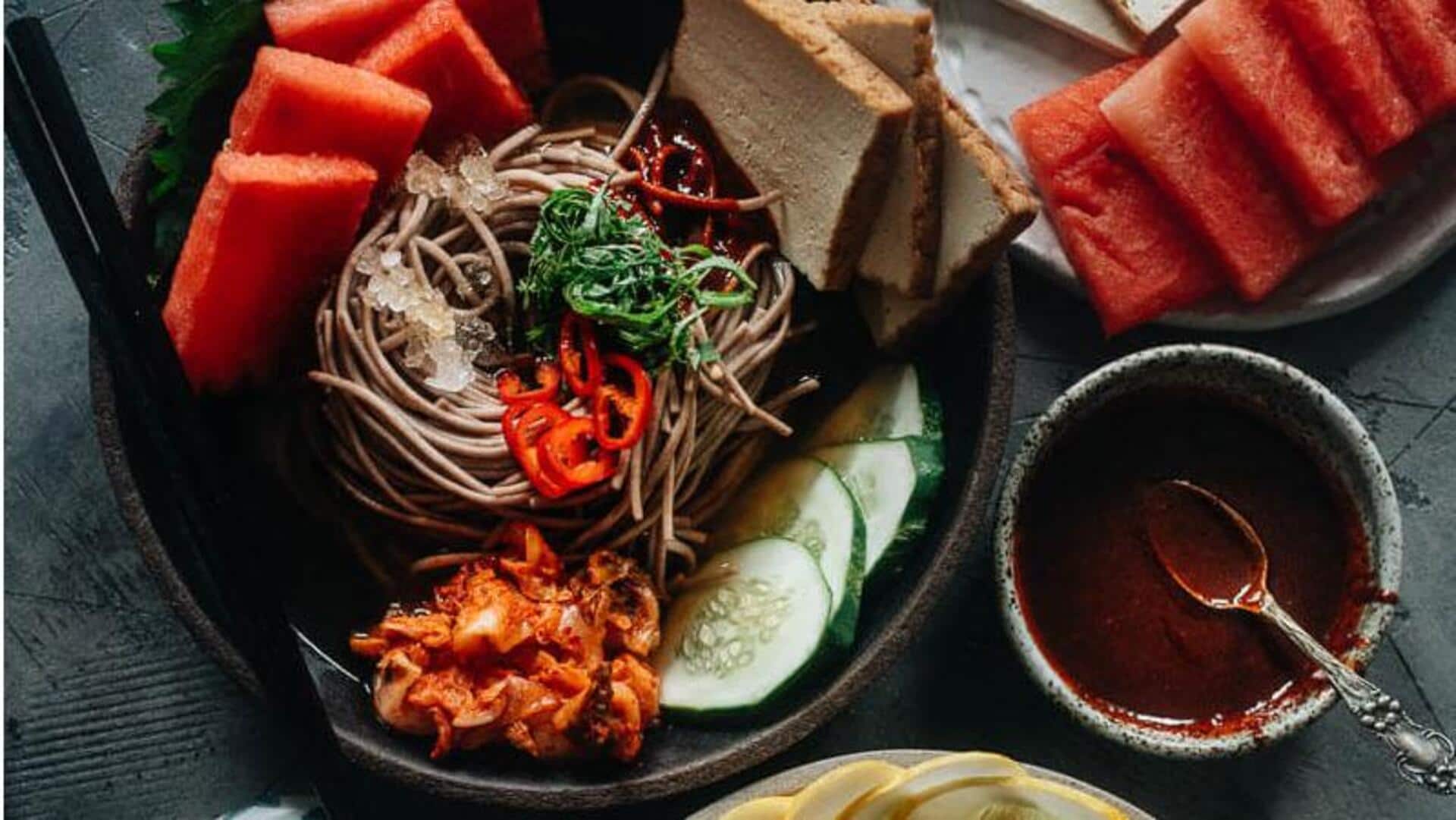 दक्षिण कोरिया का लोकप्रिय व्यंजन है नेग्म्योन, जो है एक किस्म का ठंडा नूडल सूप