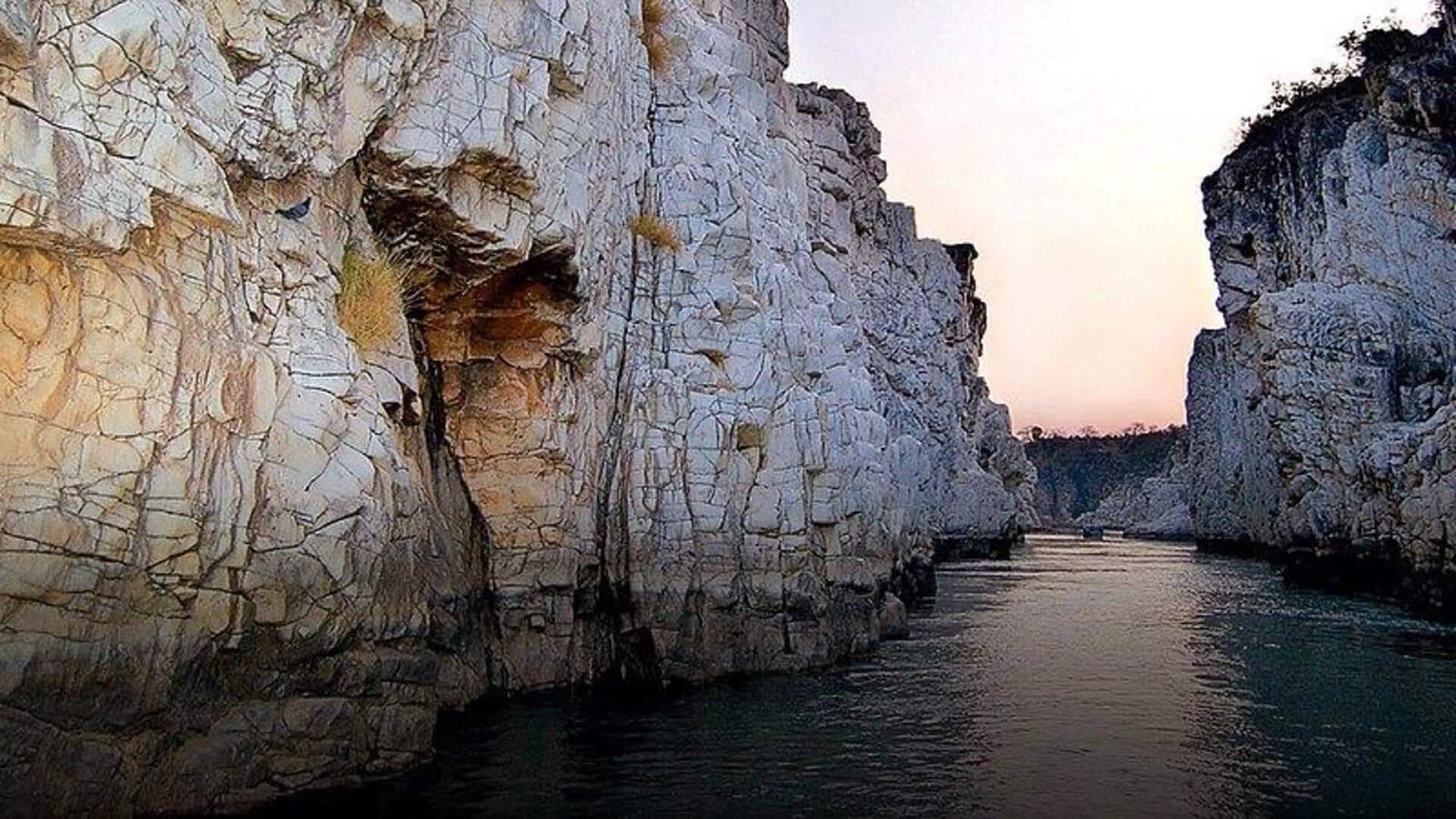 मध्य प्रदेश में स्थित हैं ये 5 यूनेस्को वर्ल्ड हेरिटेज साइट्स, एक बार जरूर जाएं मध्य प्रदेश में स्थित हैं ये 5 यूनेस्को वर्ल्ड हेरिटेज साइट्स, एक बार जरूर जाएं