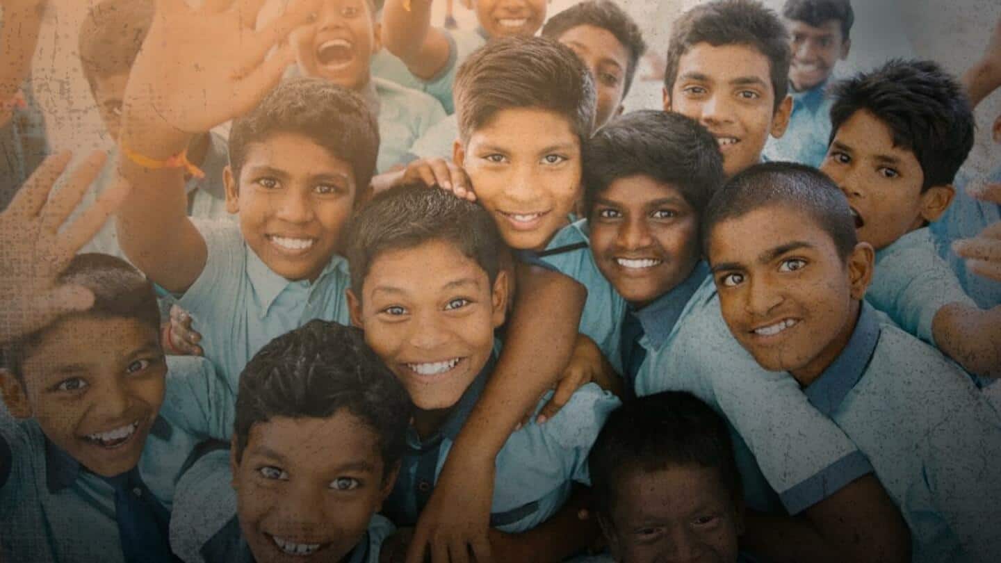 जम्मू-कश्मीर: ड्रॉप-आउट बच्चों को स्कूल वापस लाने में मदद कर रही 'तलाश' ऐप